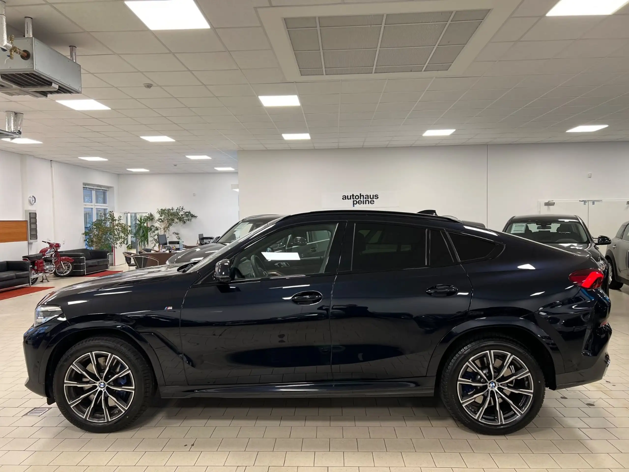 BMW - X6