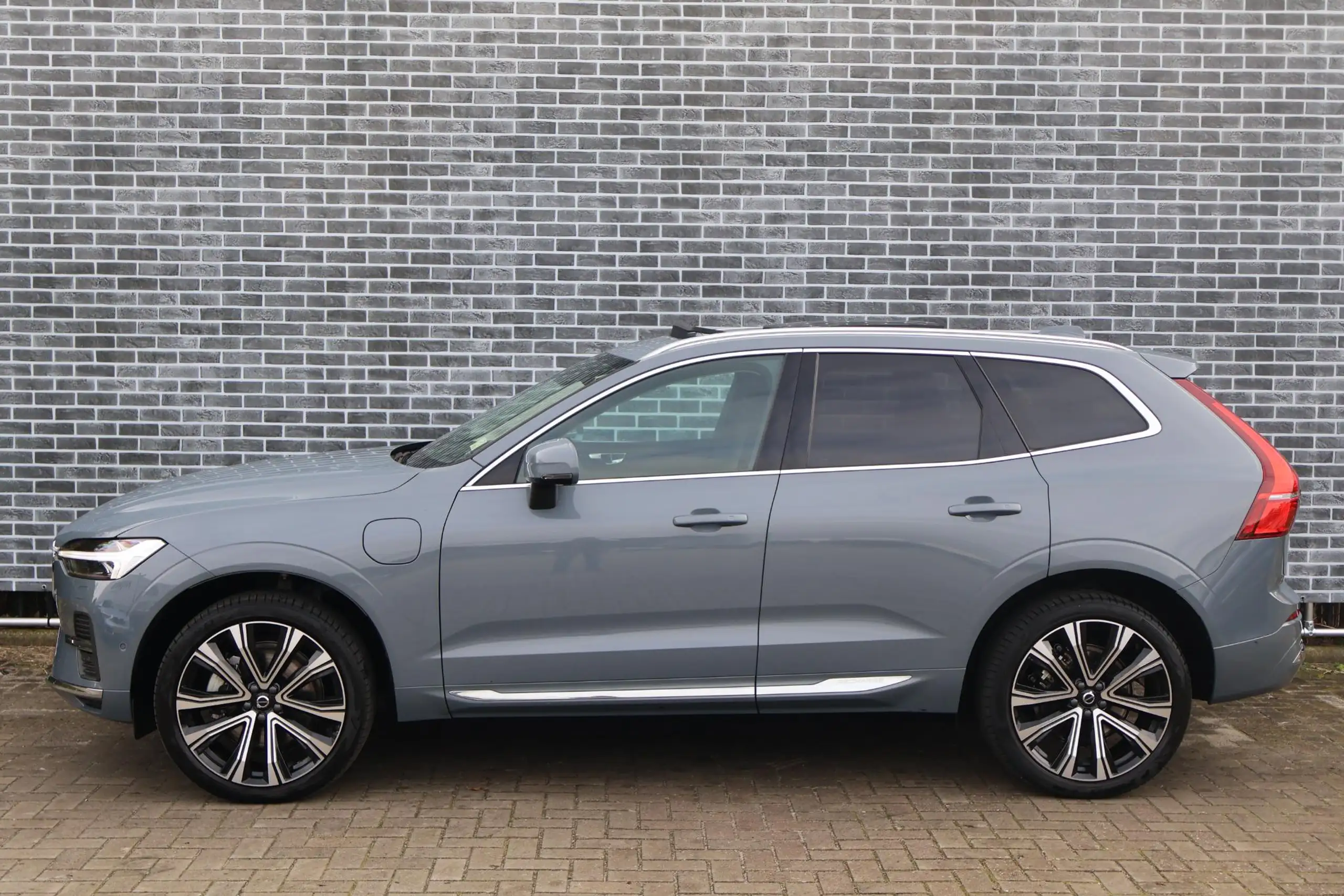 Volvo - XC60