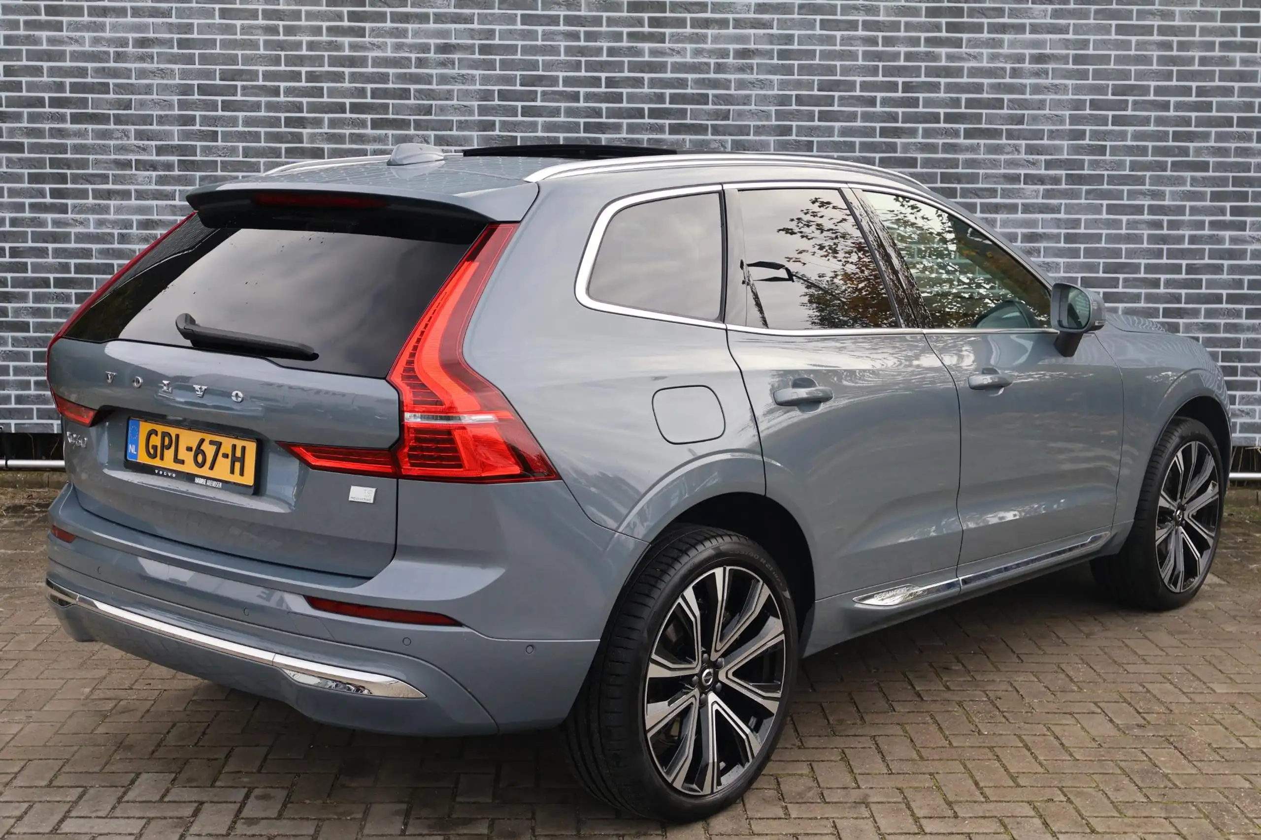 Volvo - XC60