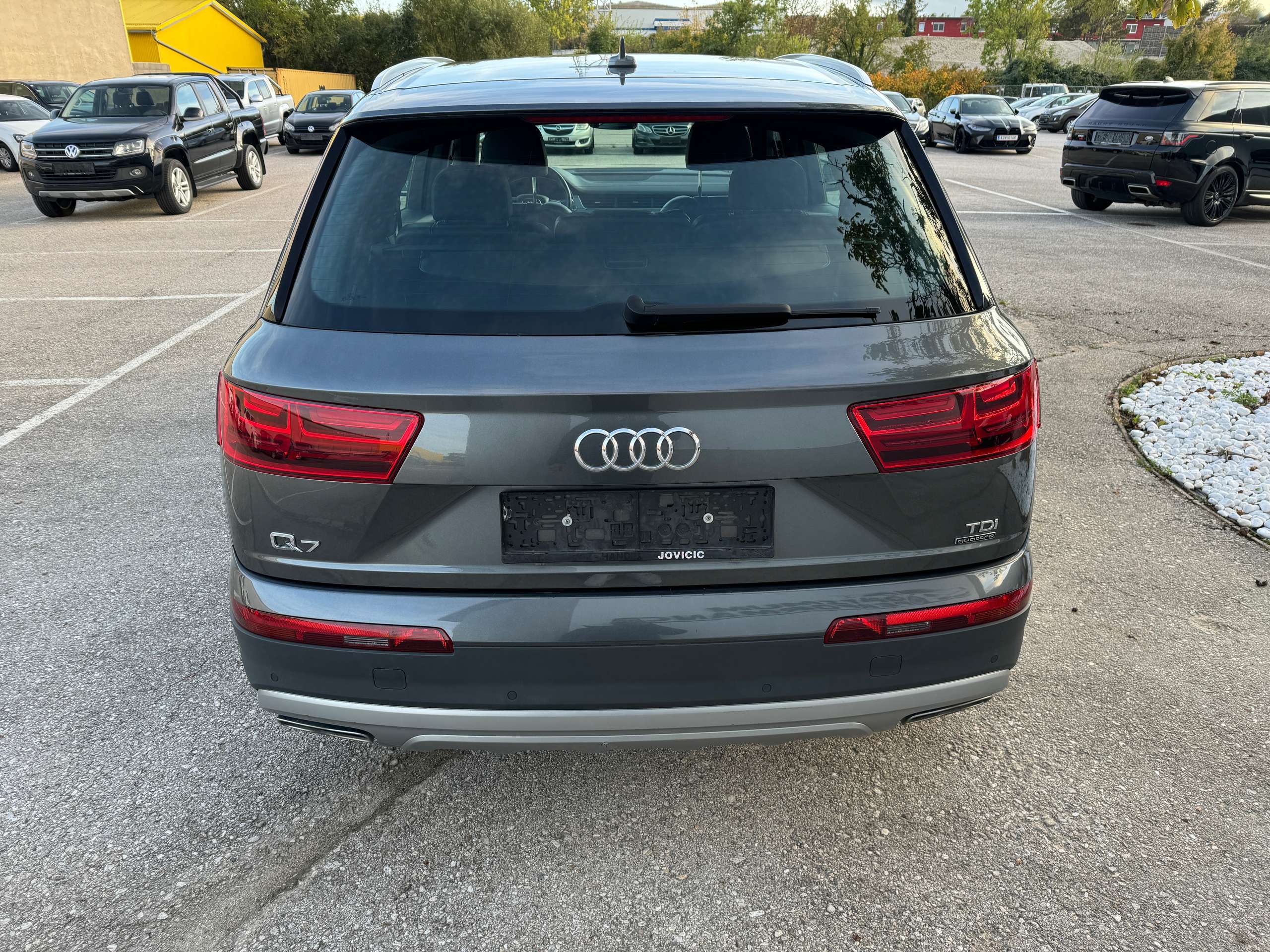 Audi - Q7