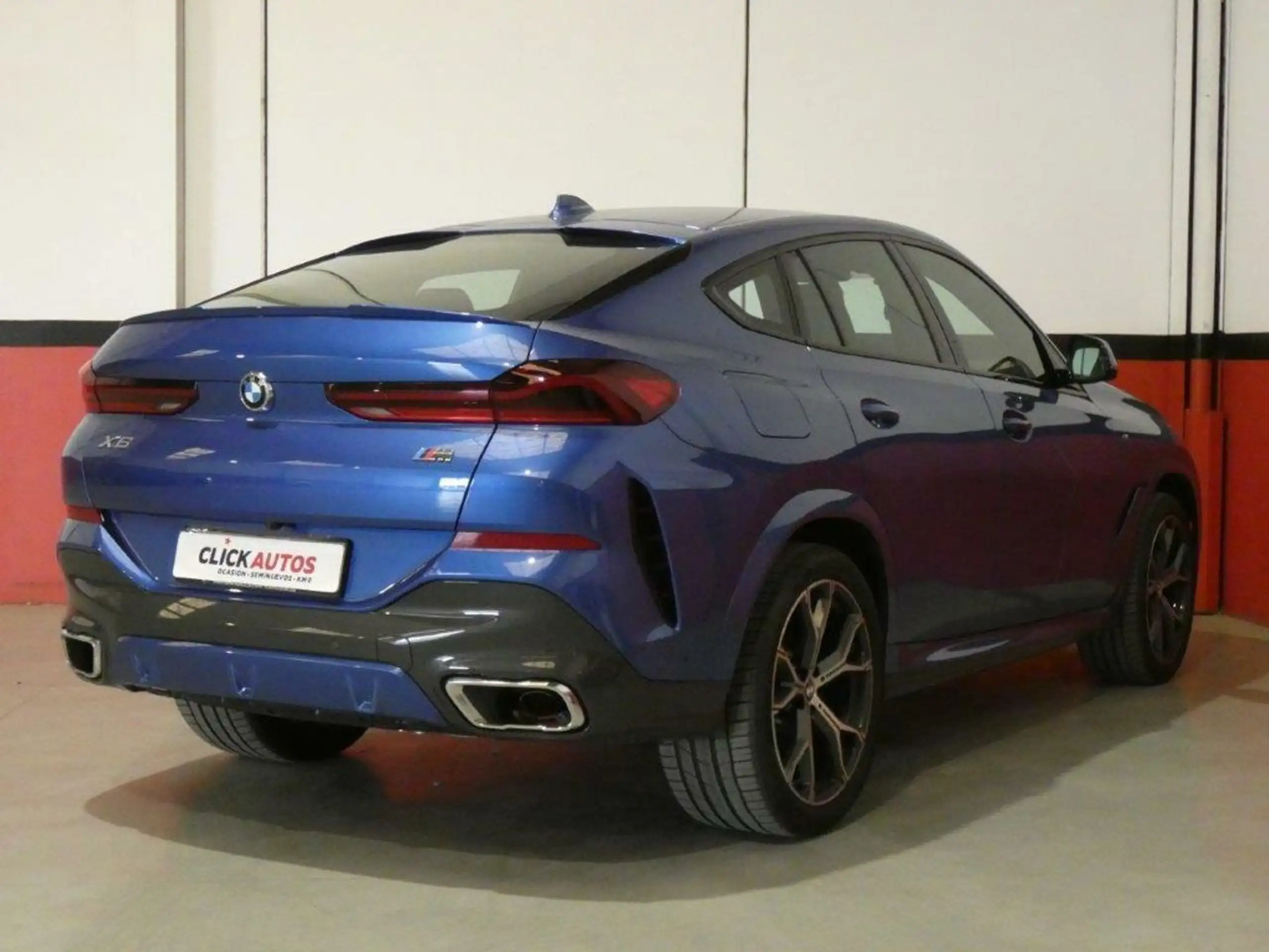 BMW - X6