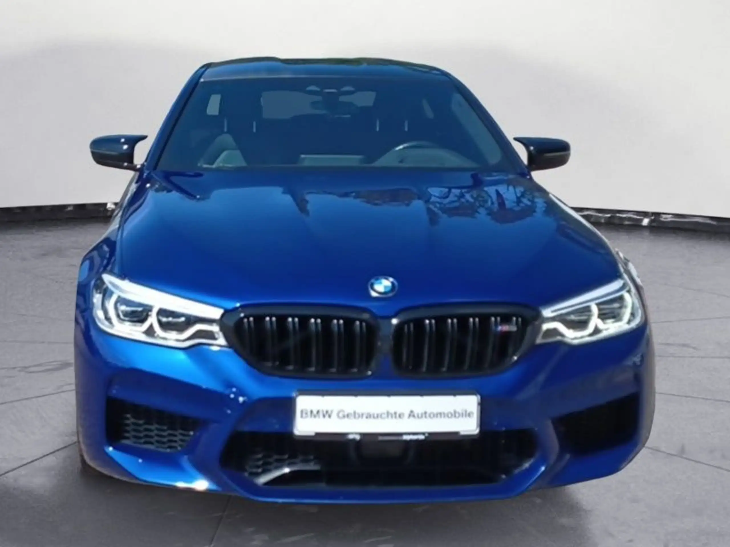 BMW - M5