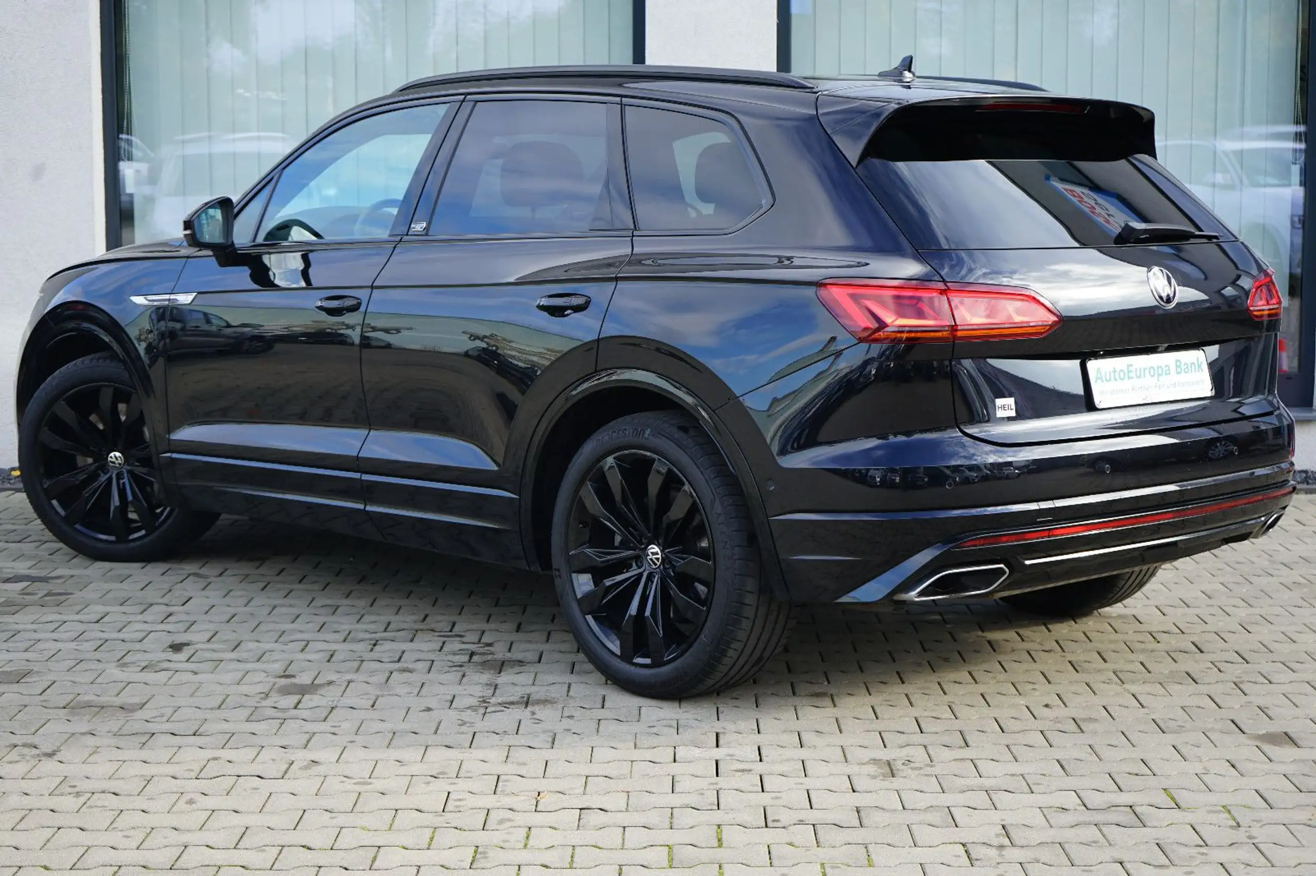 Volkswagen - Touareg