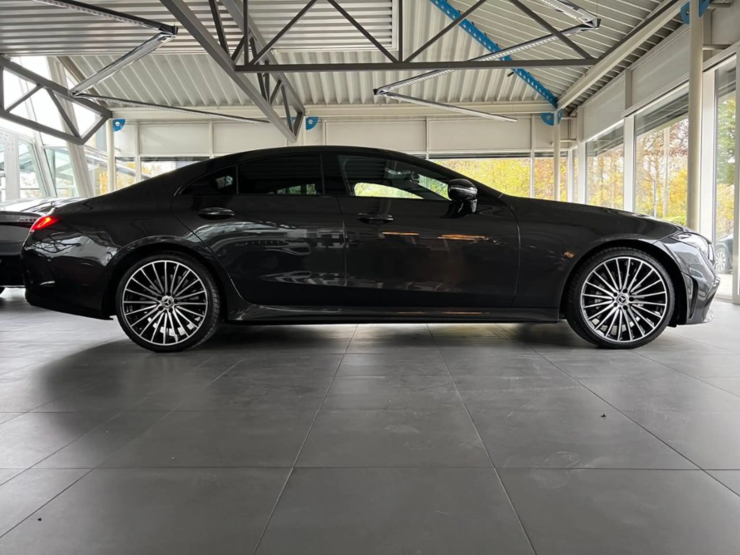 Mercedes-Benz - CLS 450