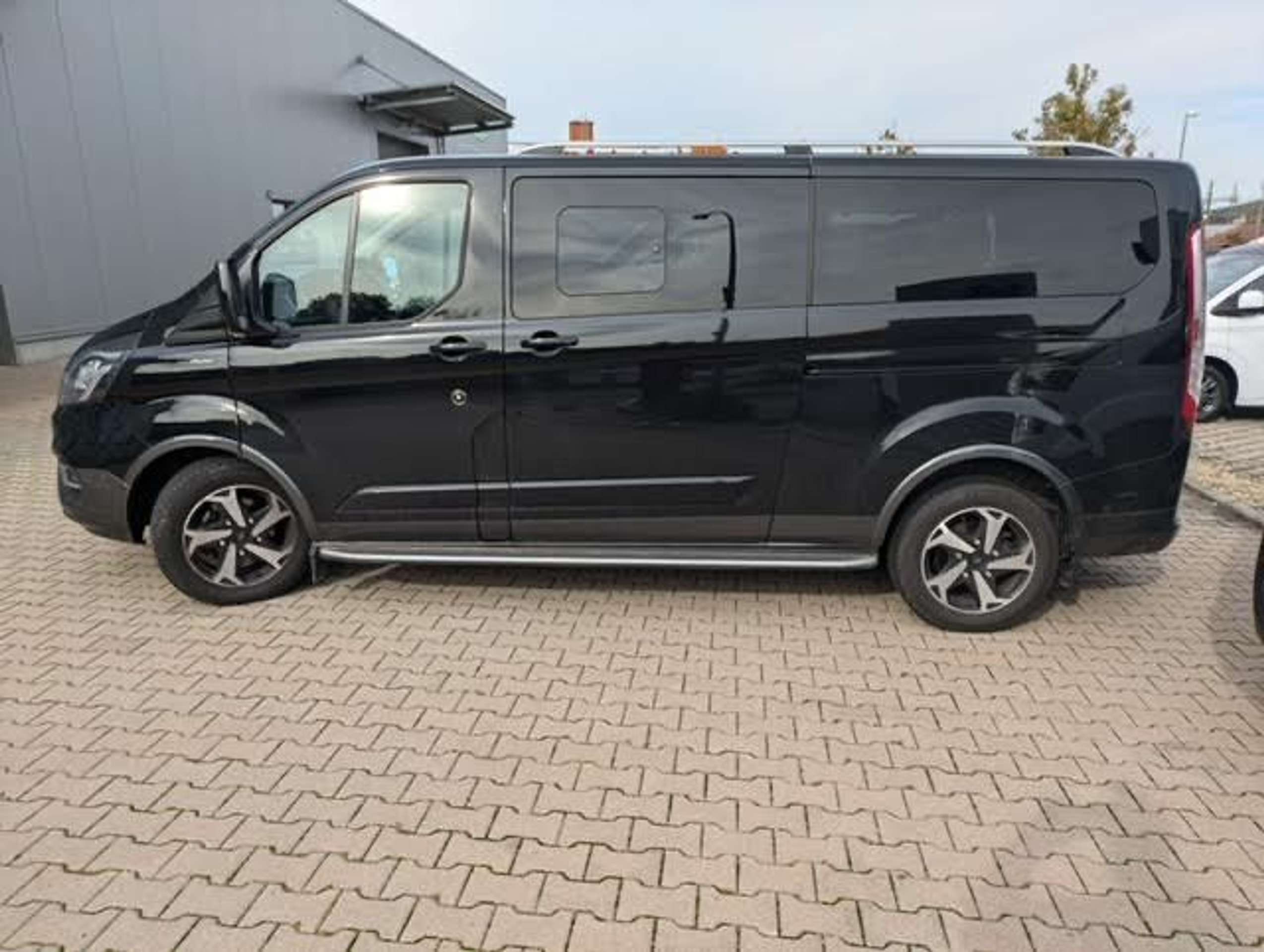 Ford - Tourneo Custom