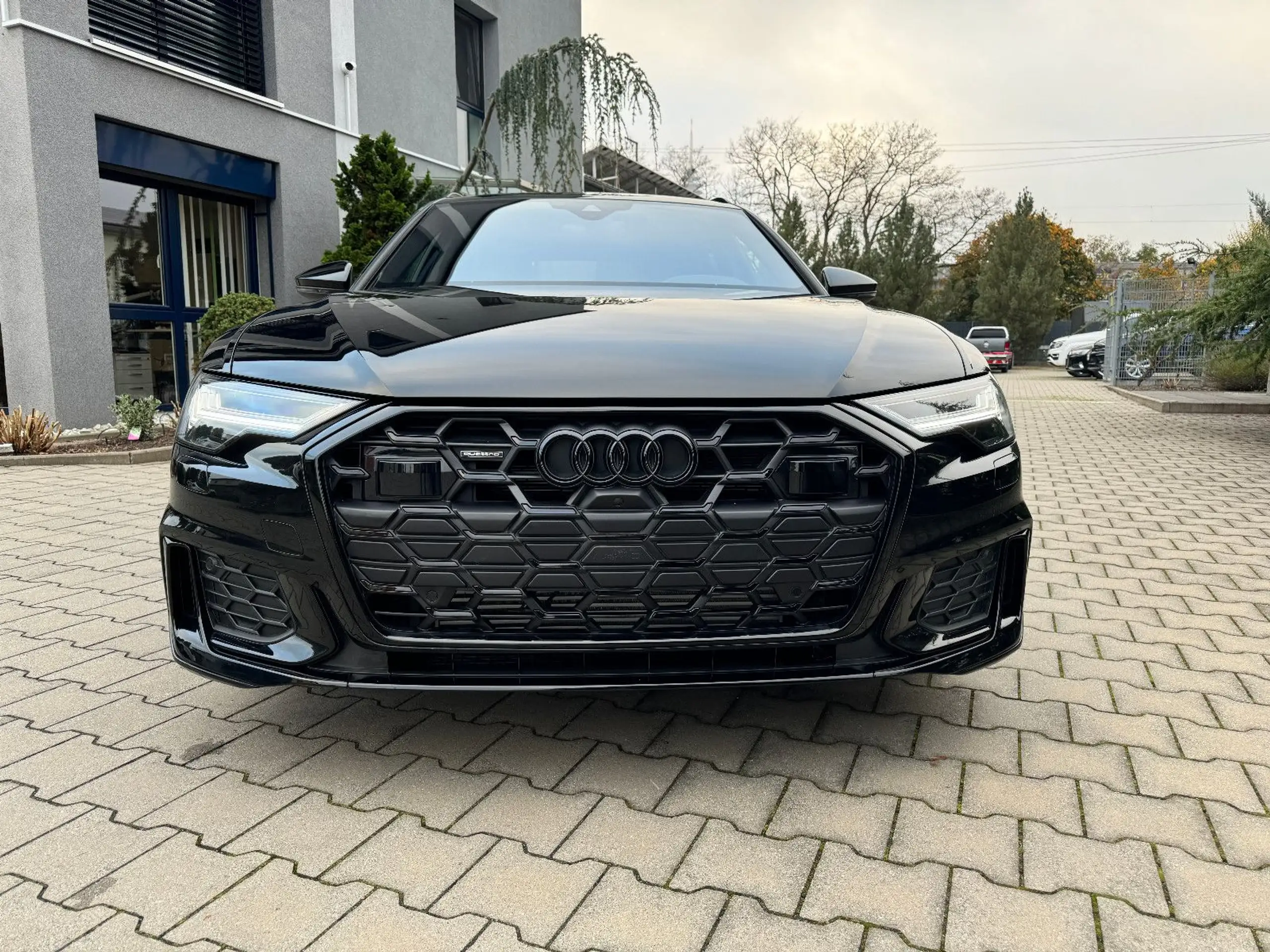 Audi - A6