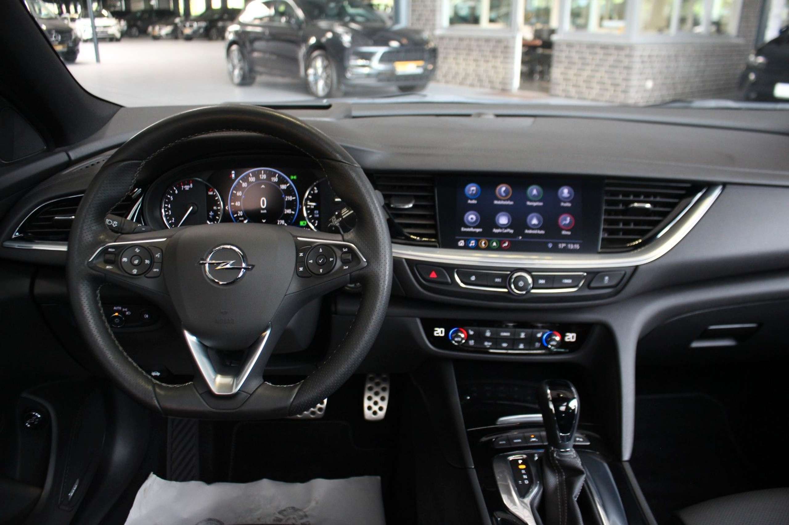 Opel - Insignia