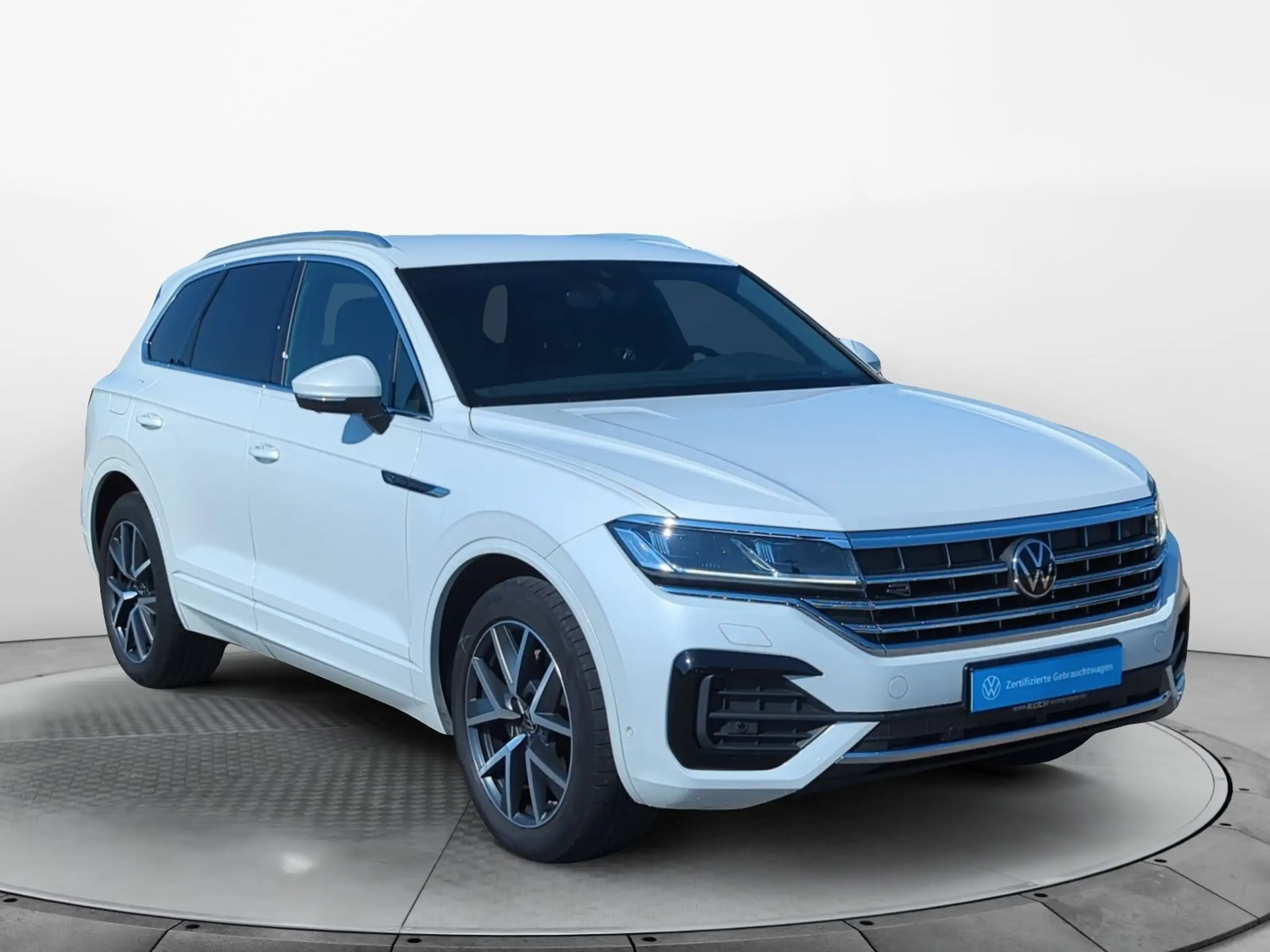 Volkswagen - Touareg