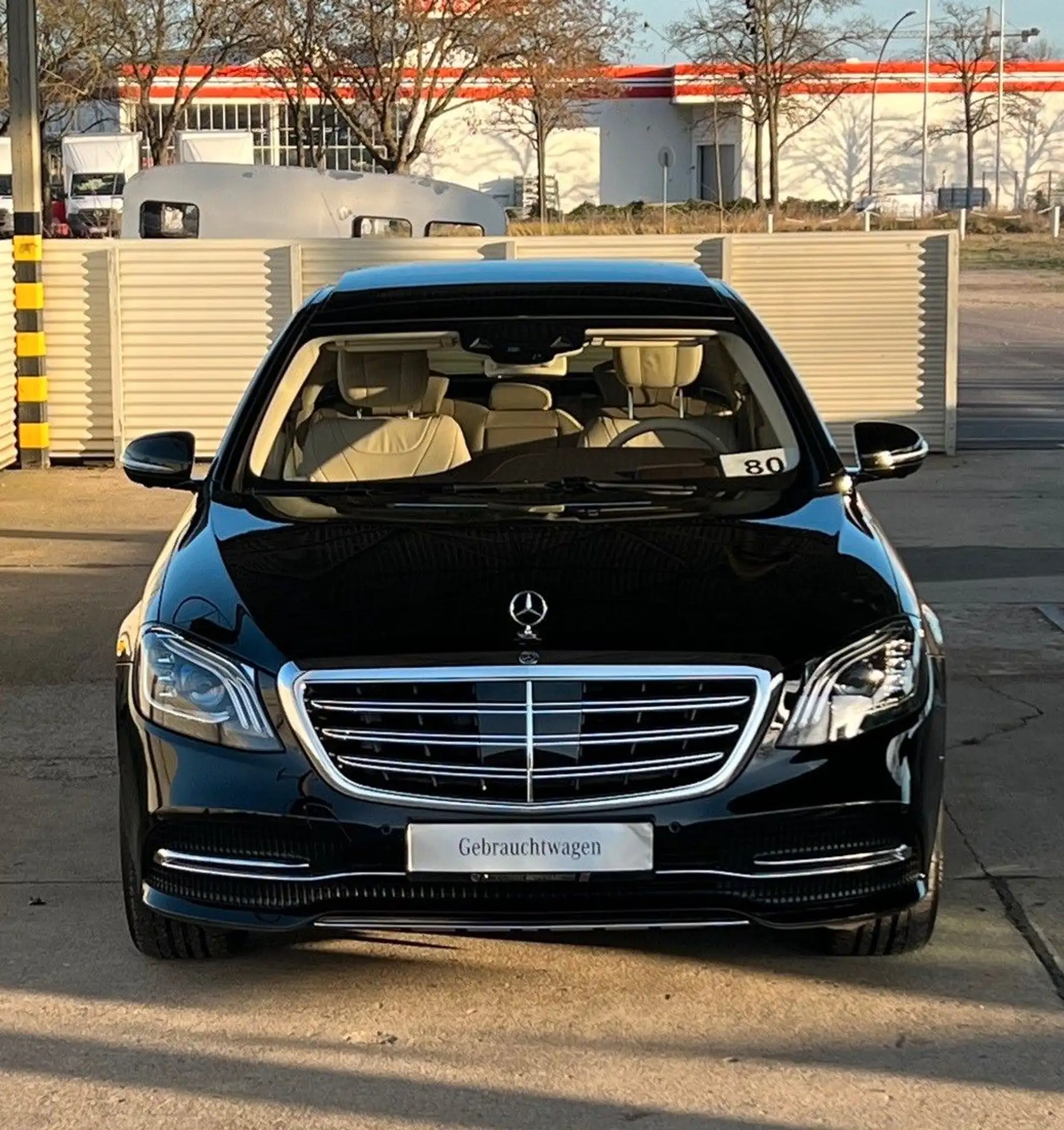 Mercedes-Benz - S 500