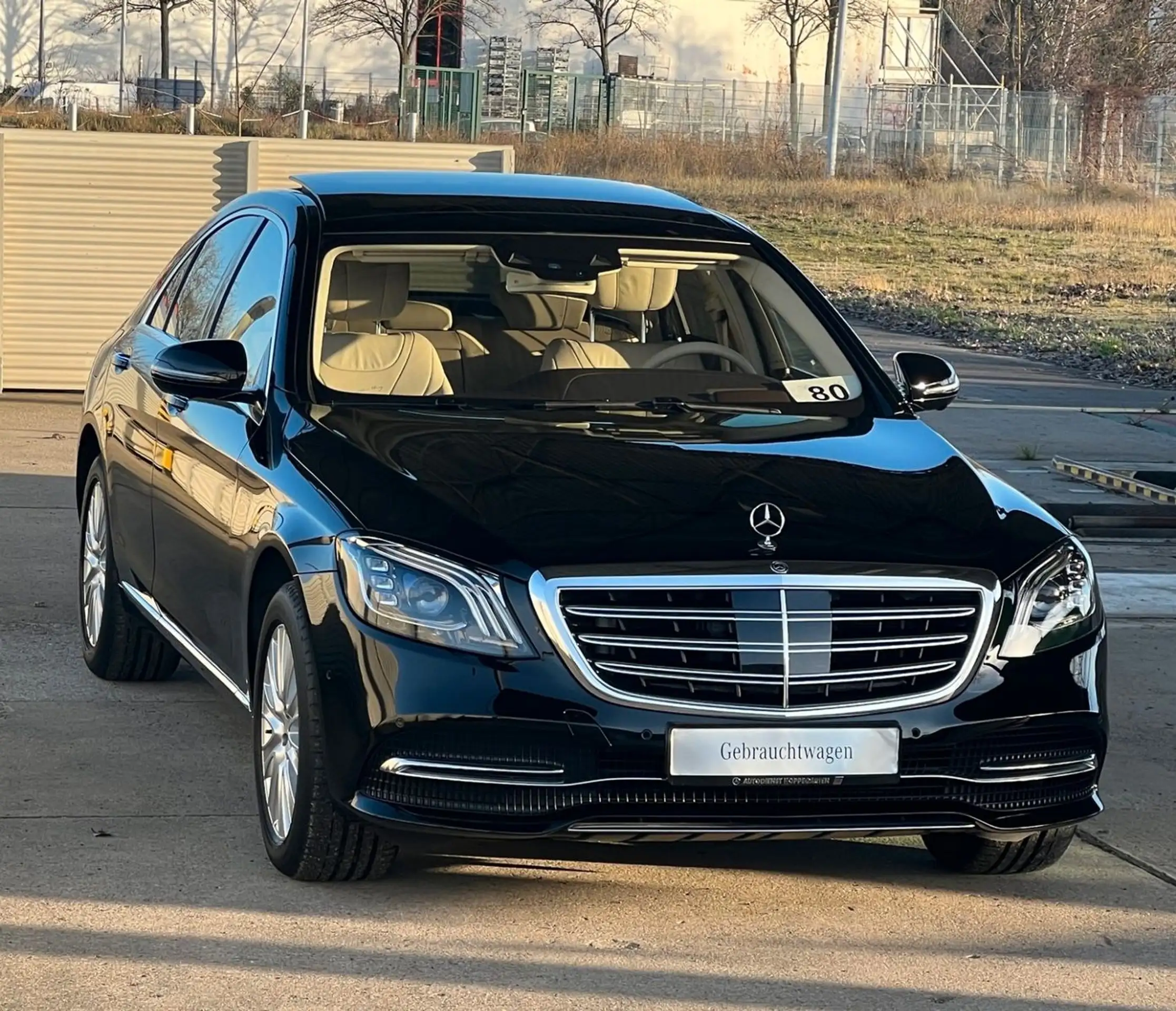 Mercedes-Benz - S 500