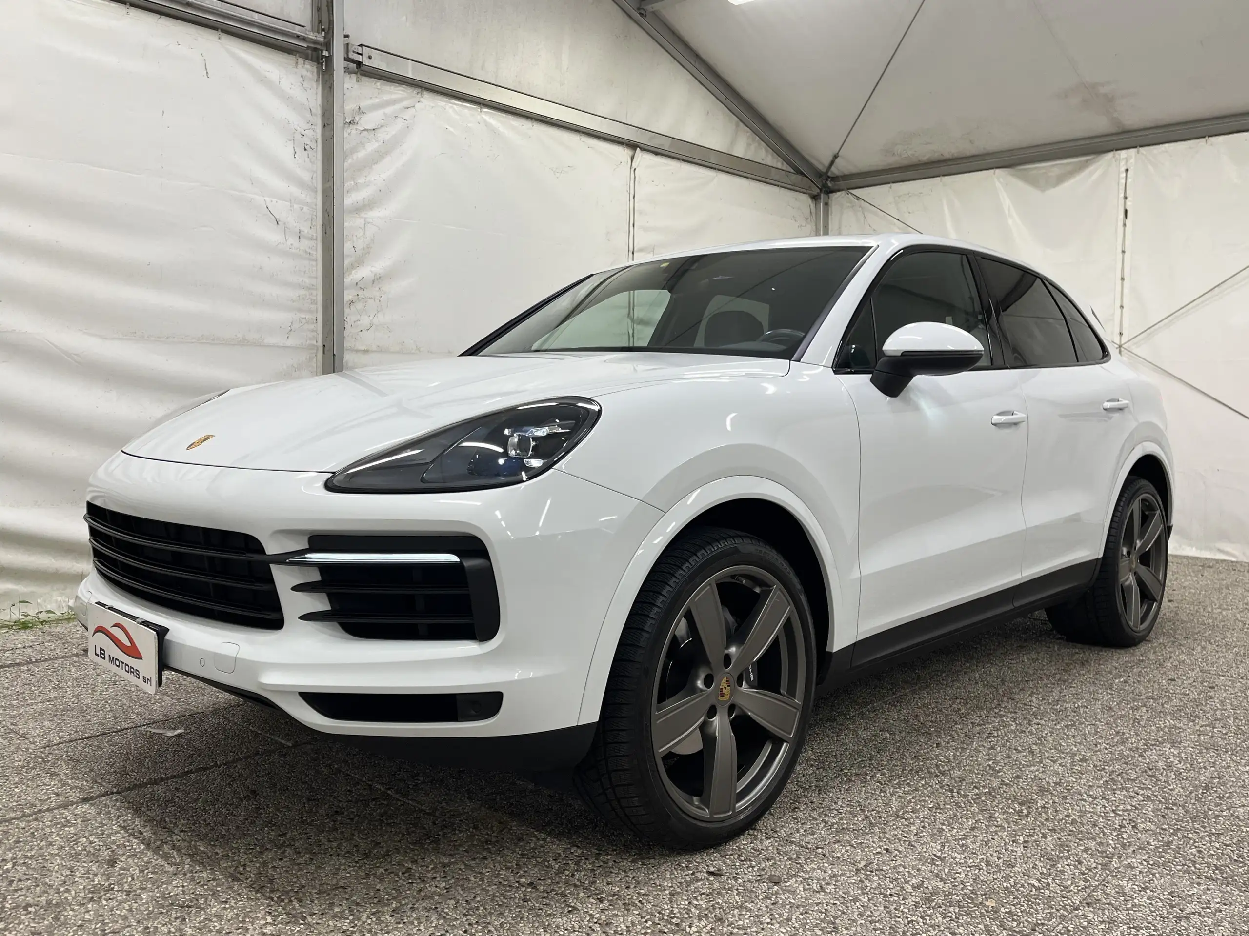 Porsche - Cayenne