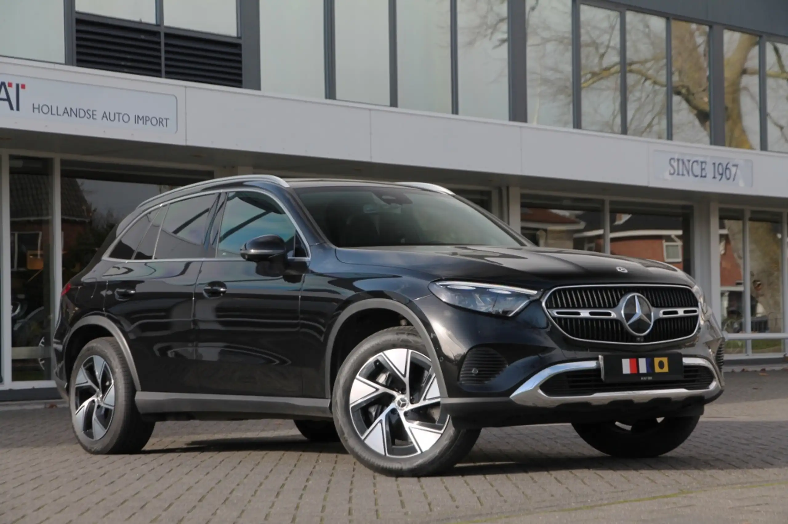 Mercedes-Benz - GLC 300