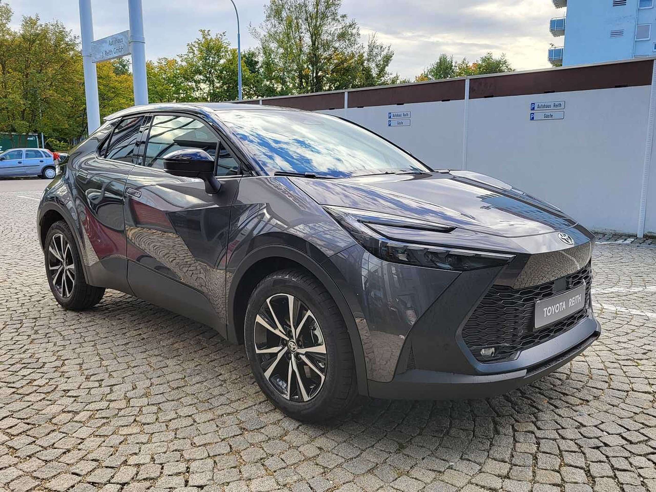 Toyota - C-HR