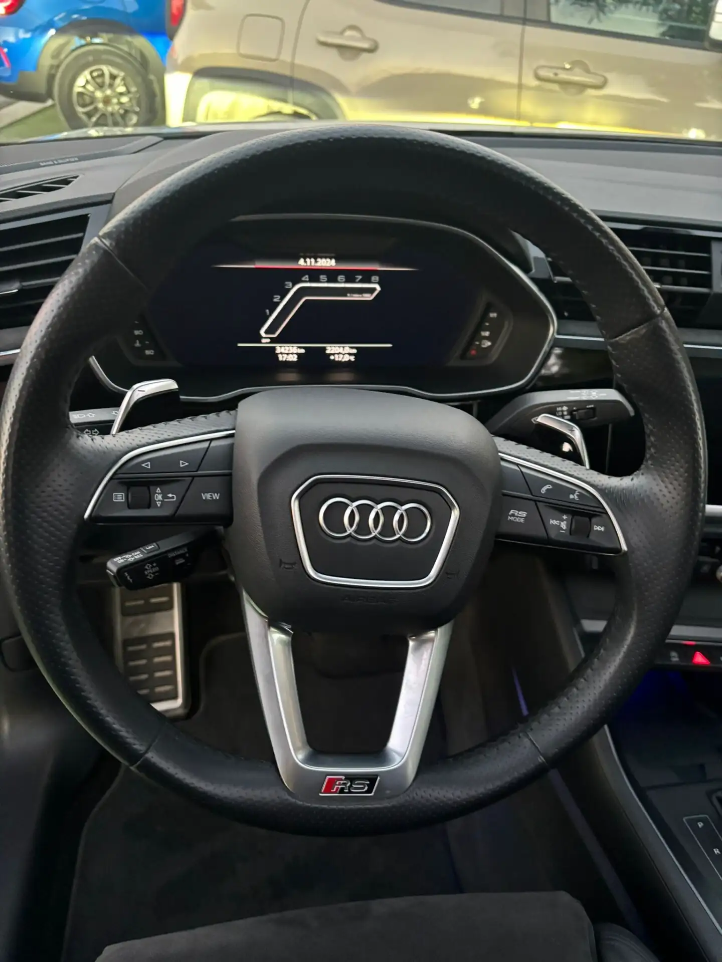 Audi - RS Q3