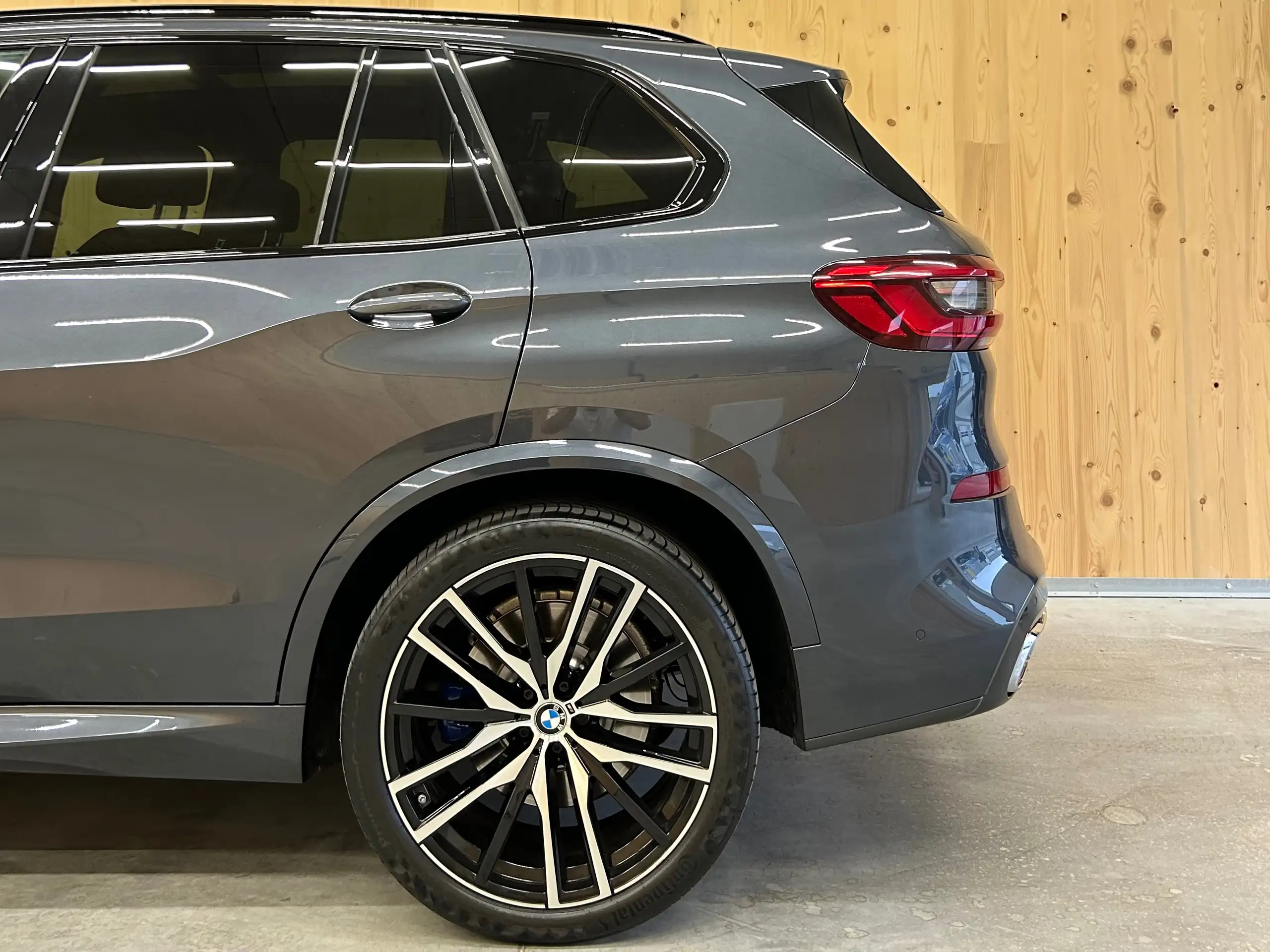 BMW - X5