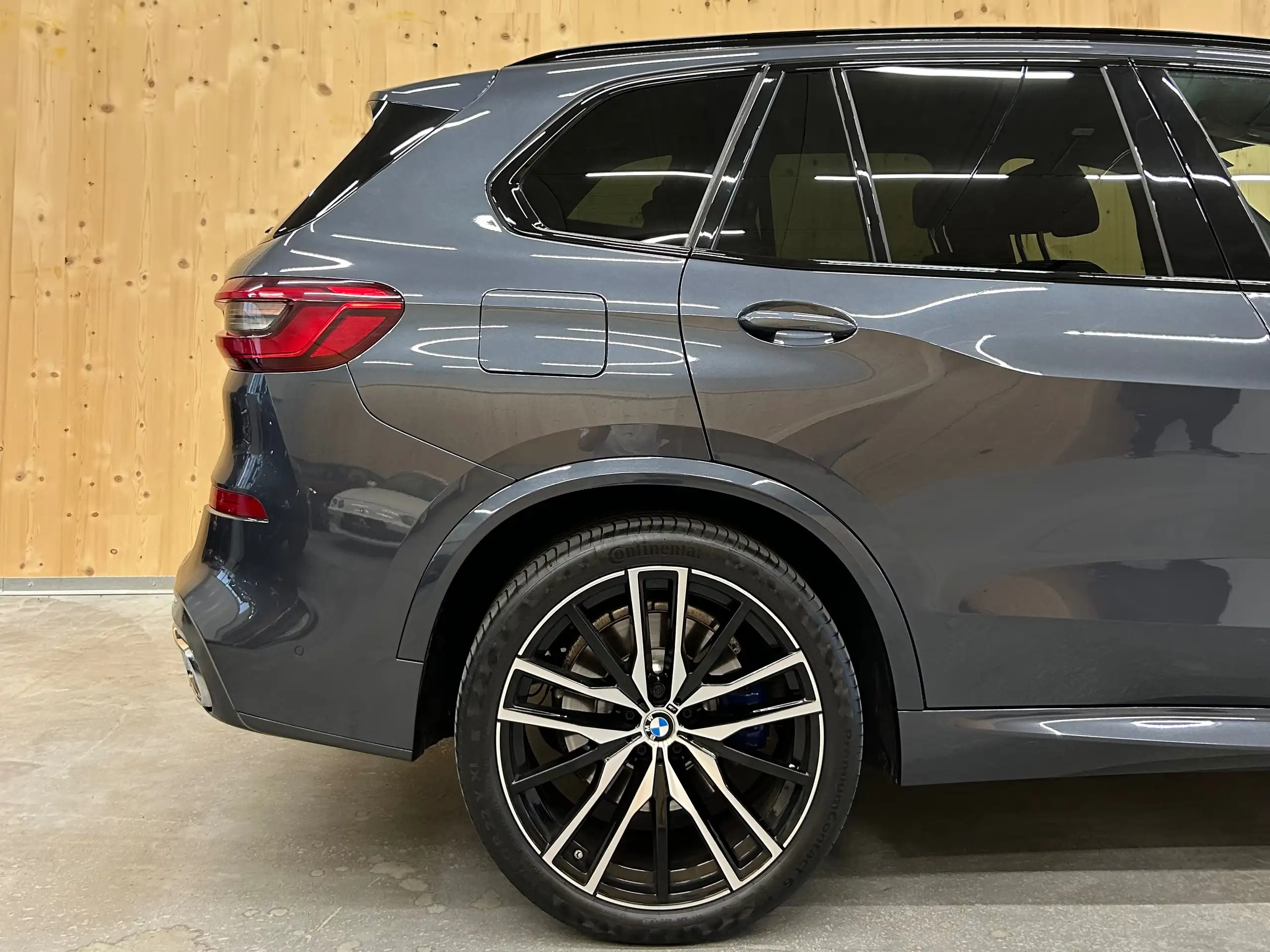 BMW - X5