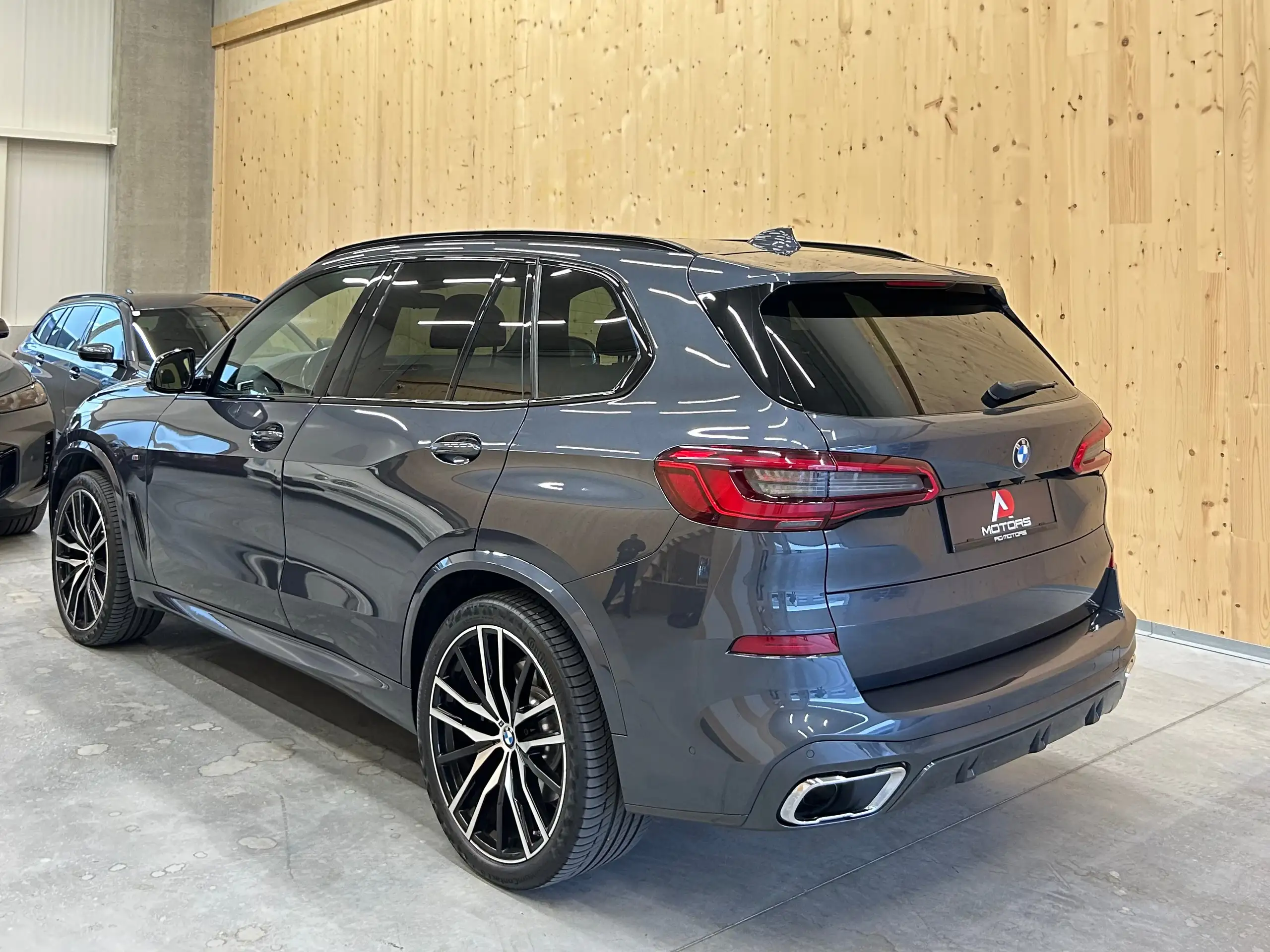 BMW - X5