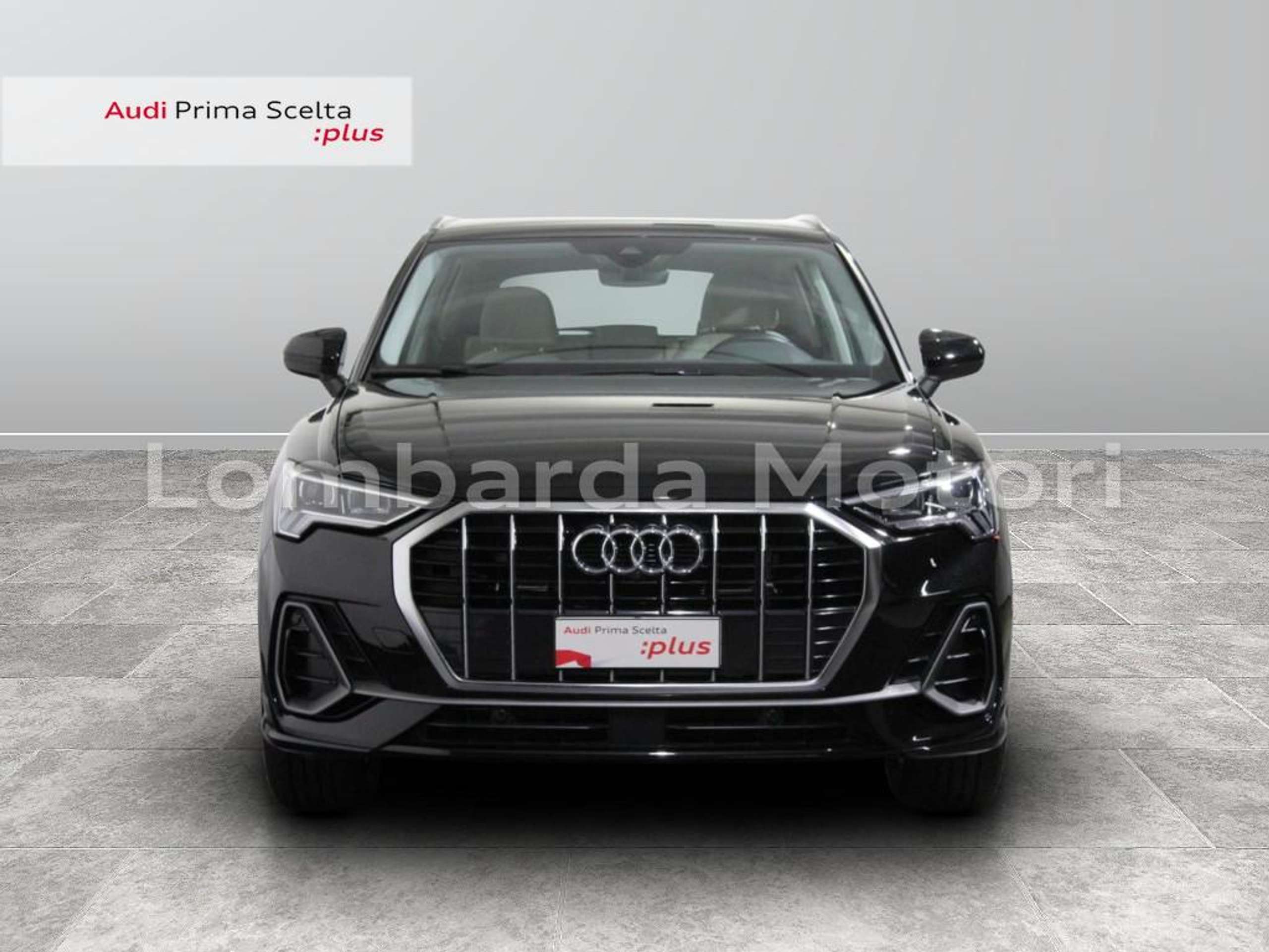 Audi - Q3