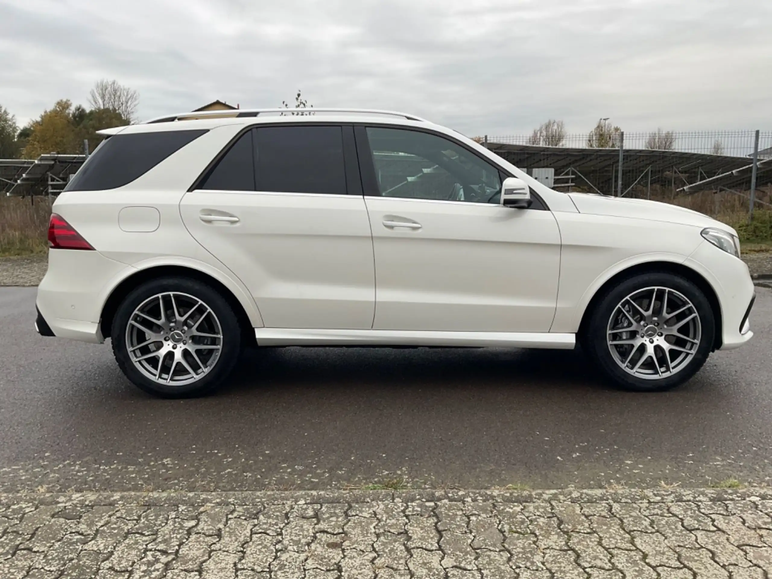 Mercedes-Benz - GLE 63 AMG