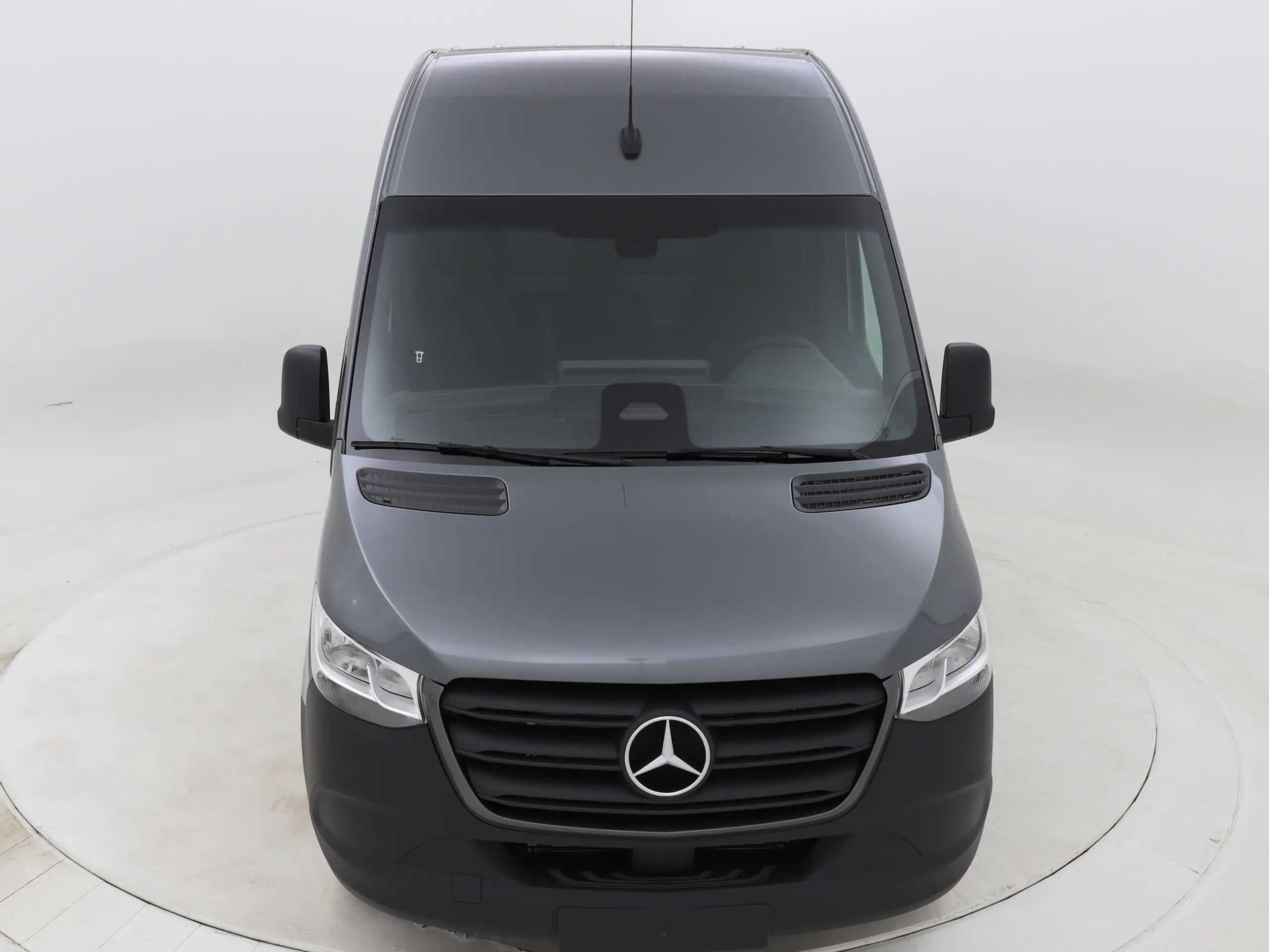 Mercedes-Benz - Sprinter