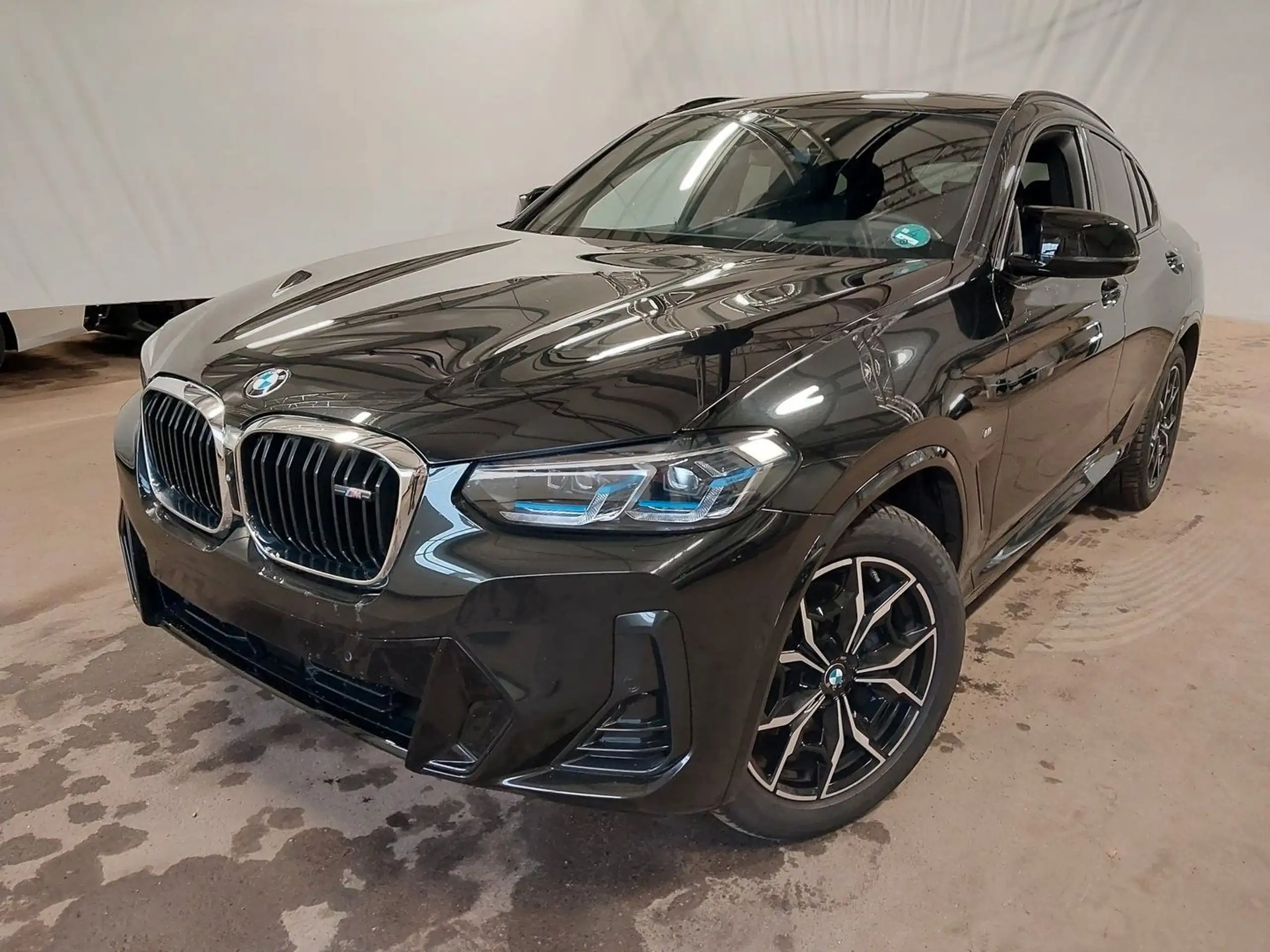 BMW - X4 M