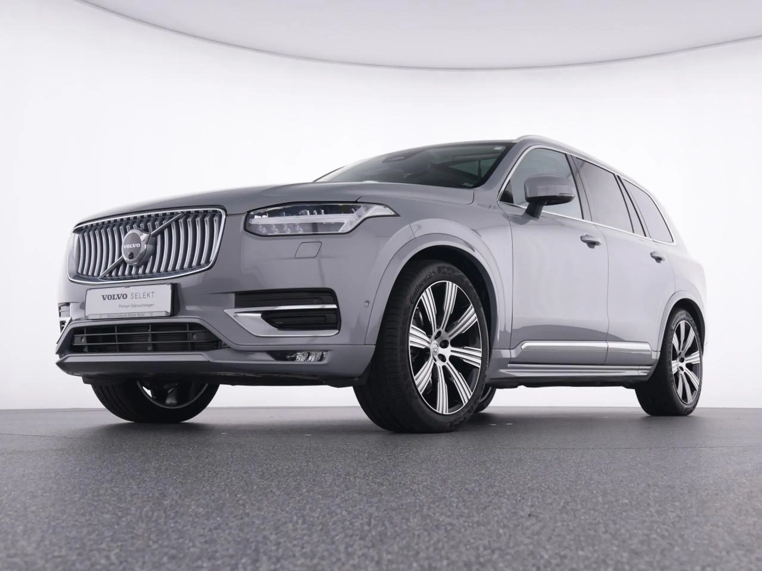 Volvo - XC90