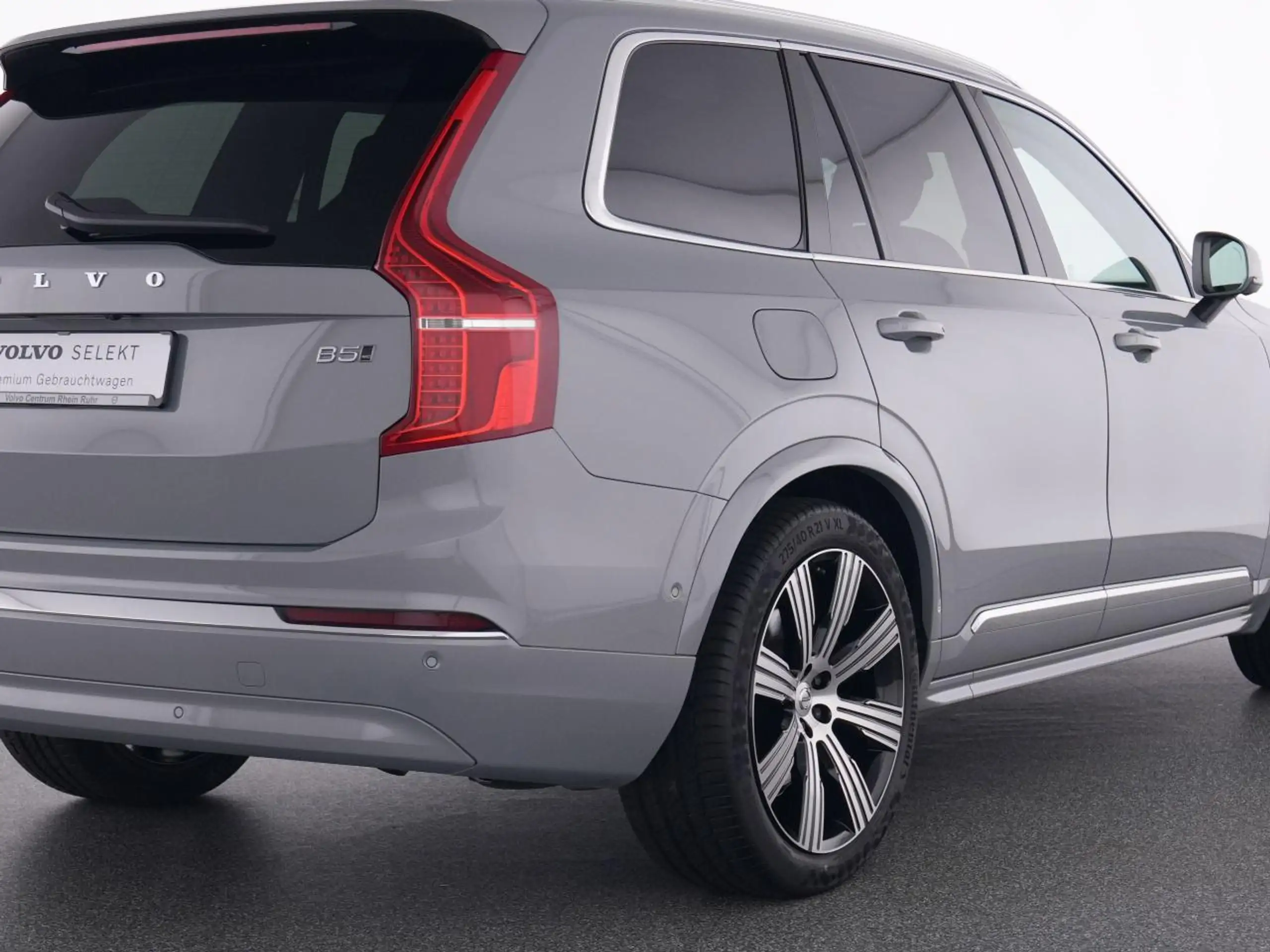 Volvo - XC90