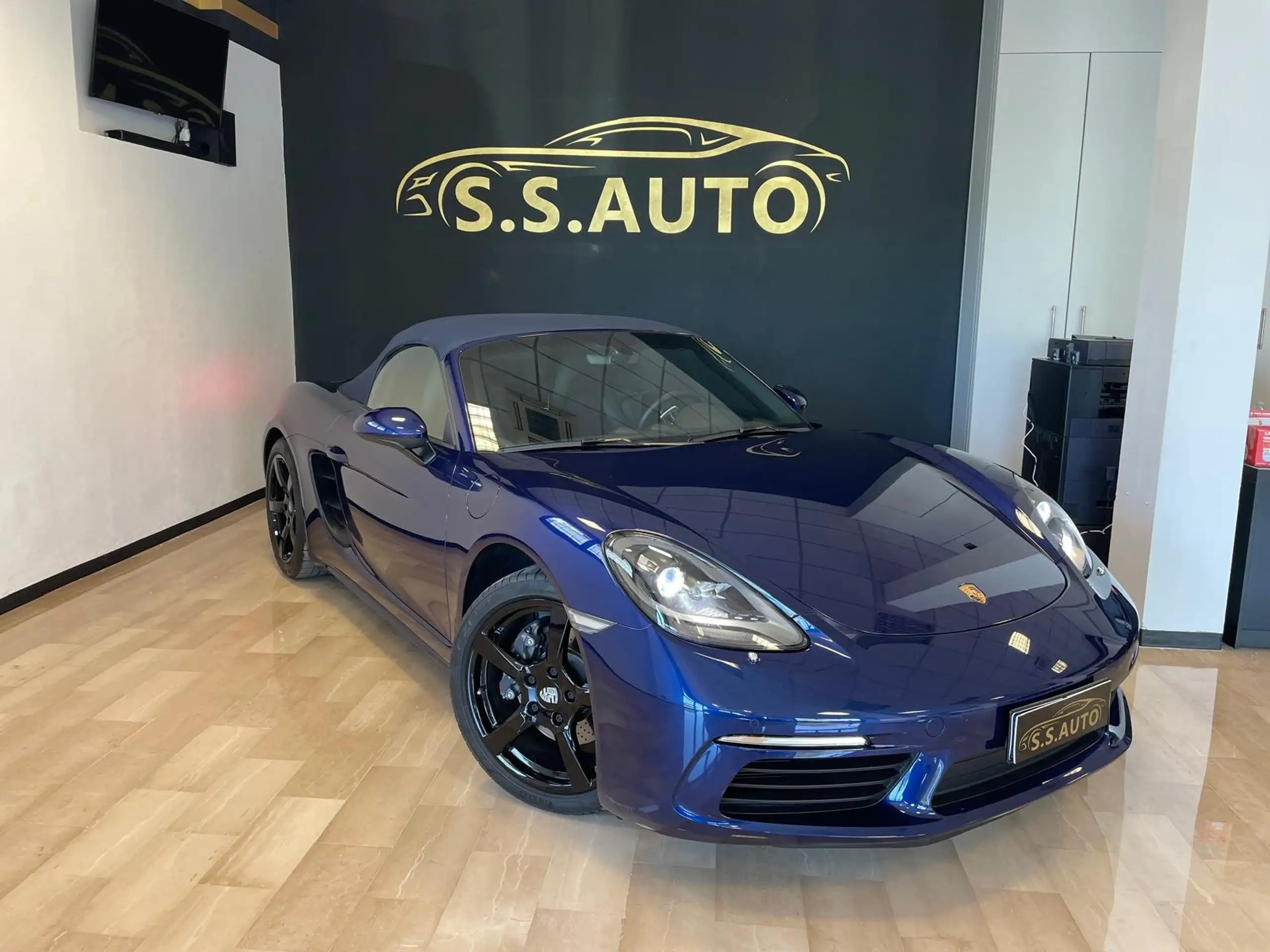 Porsche - Boxster