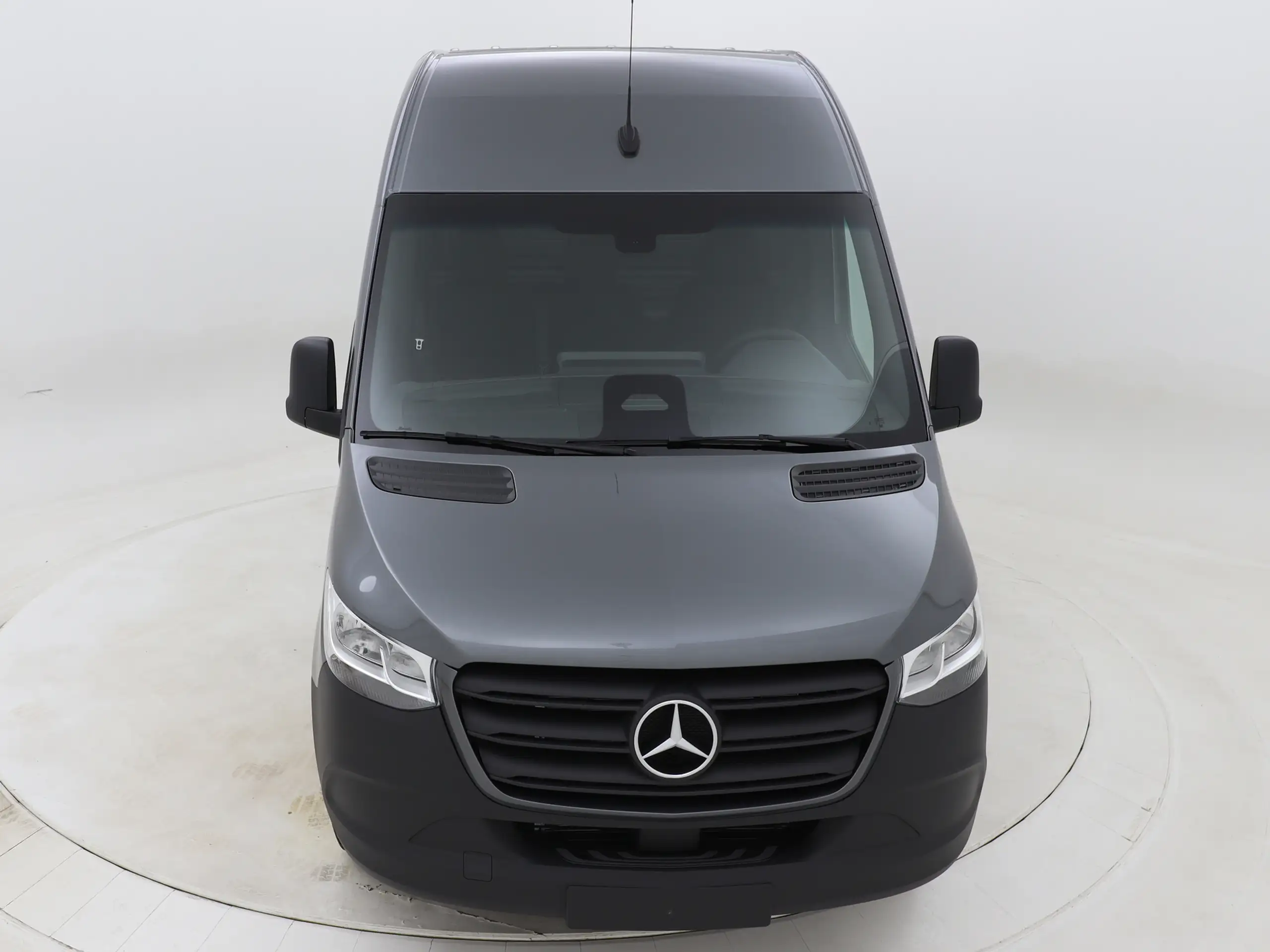 Mercedes-Benz - Sprinter