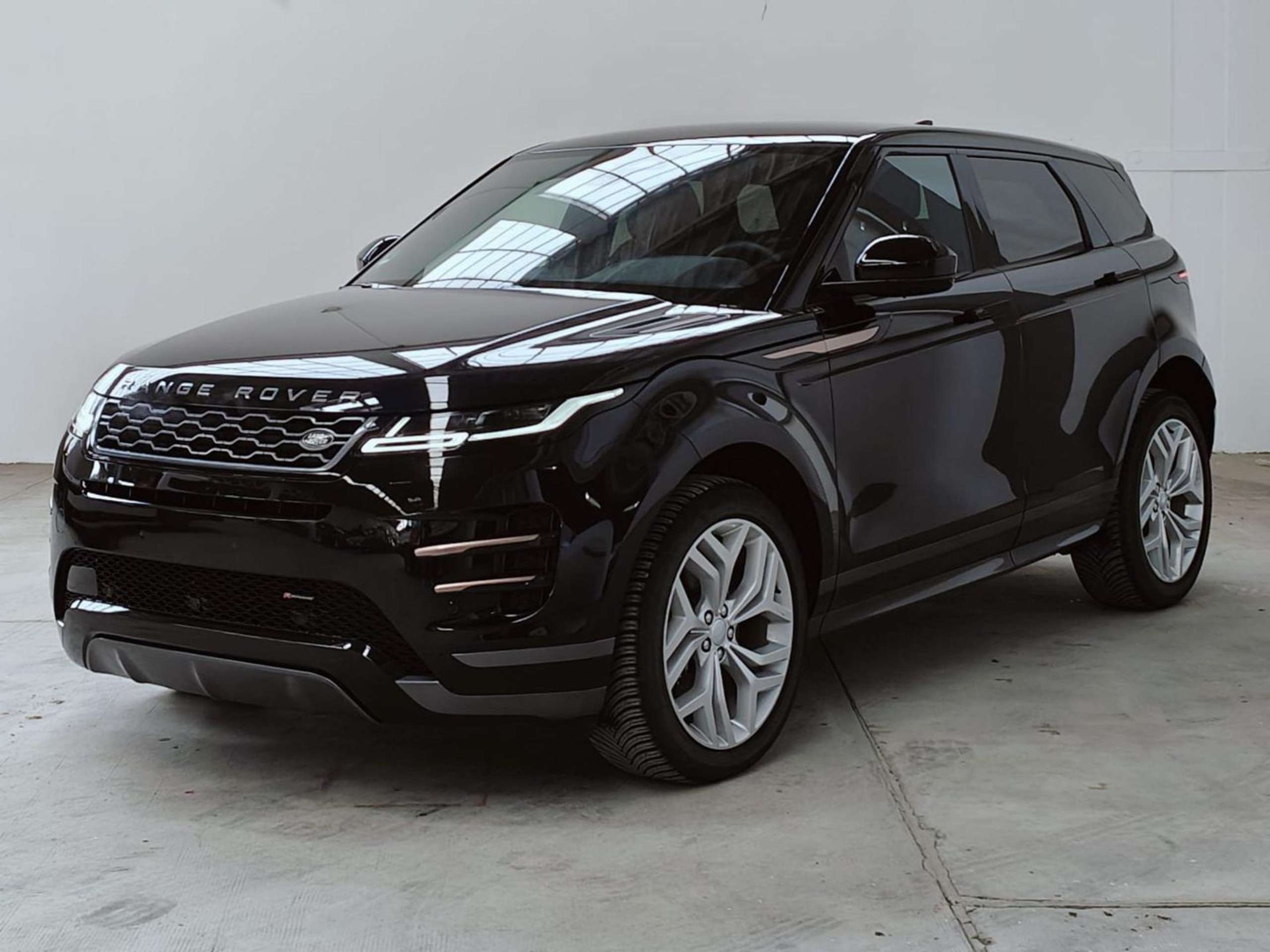 Land Rover - Range Rover Evoque