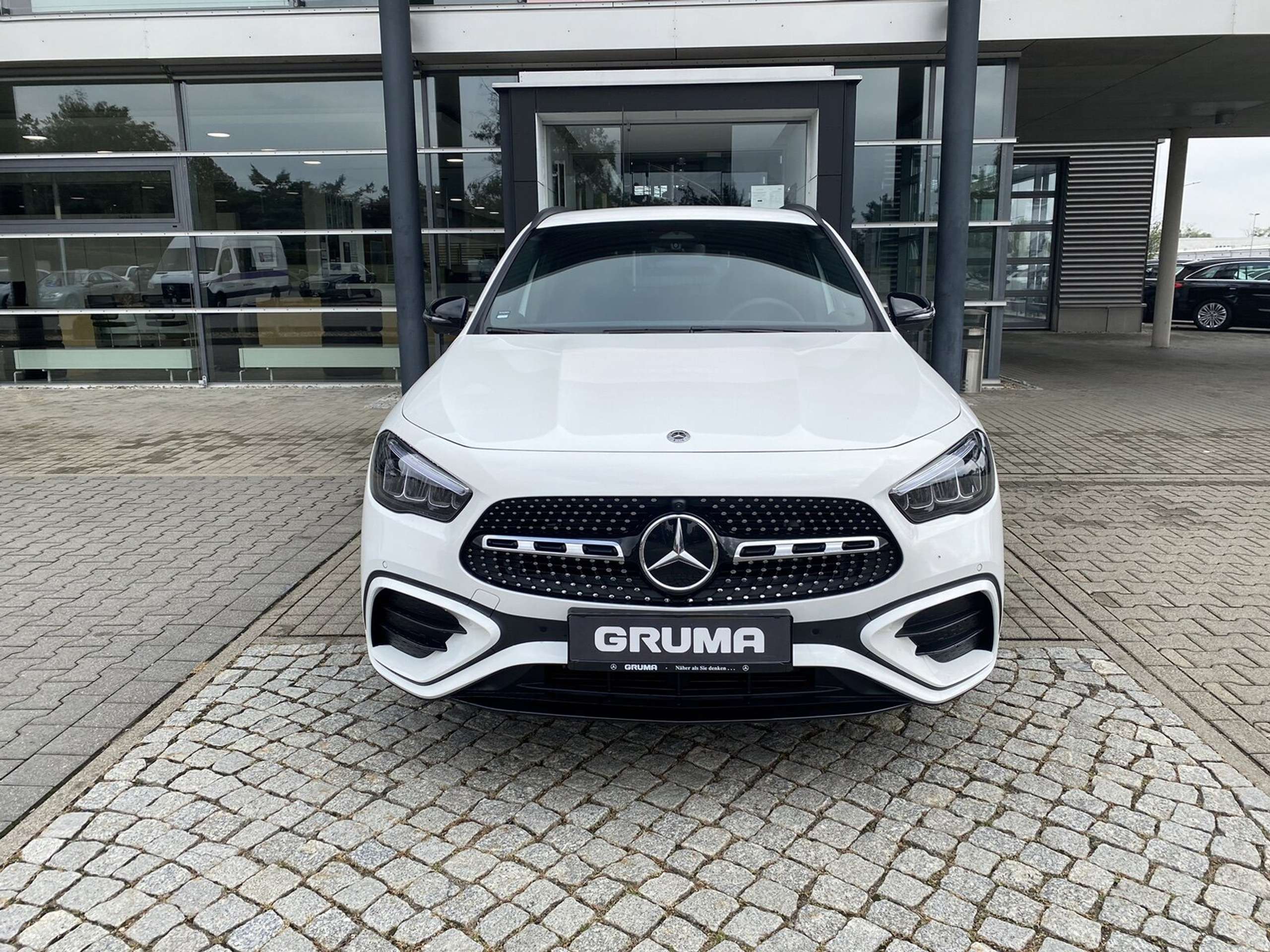 Mercedes-Benz - GLA 180