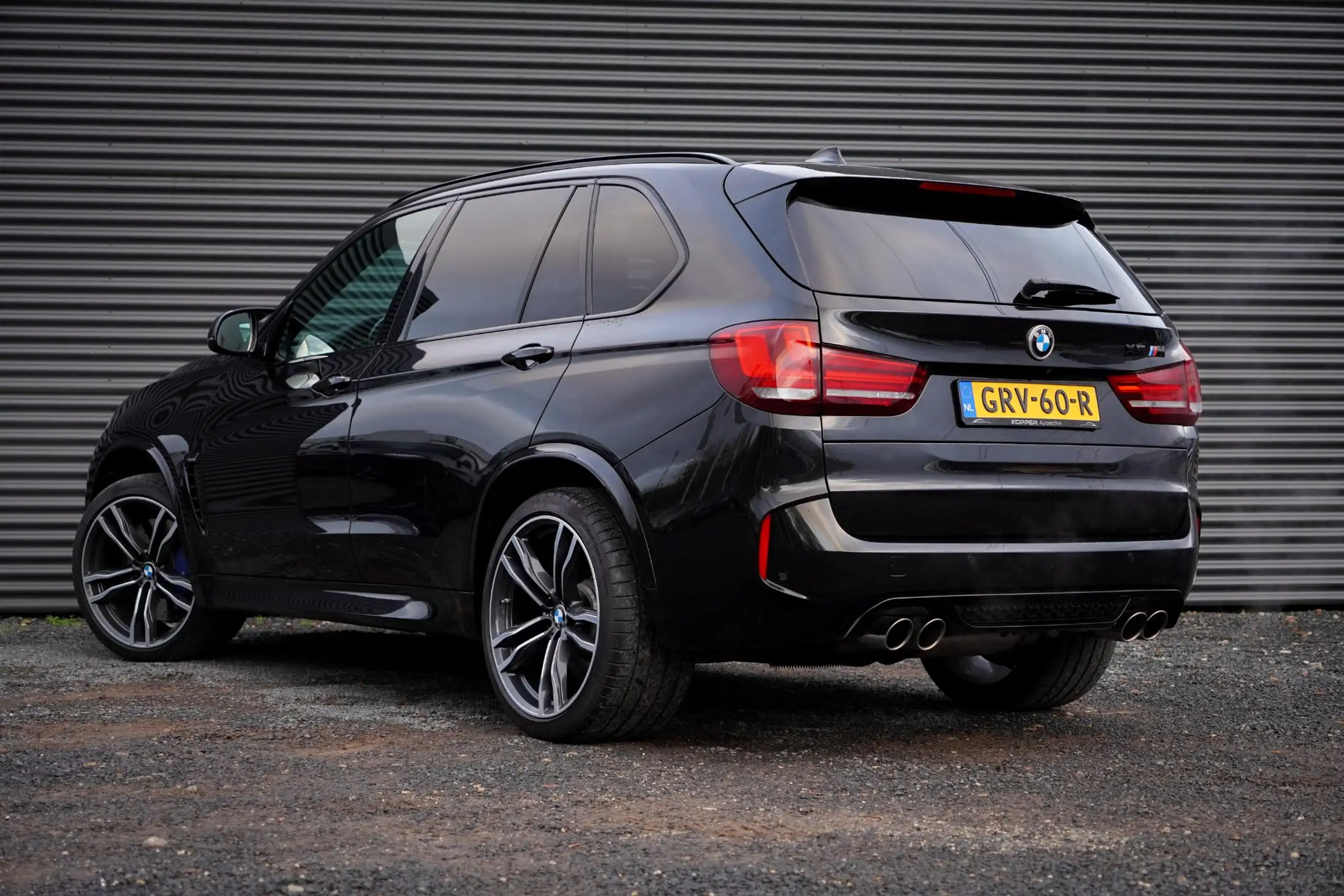 BMW - X5 M