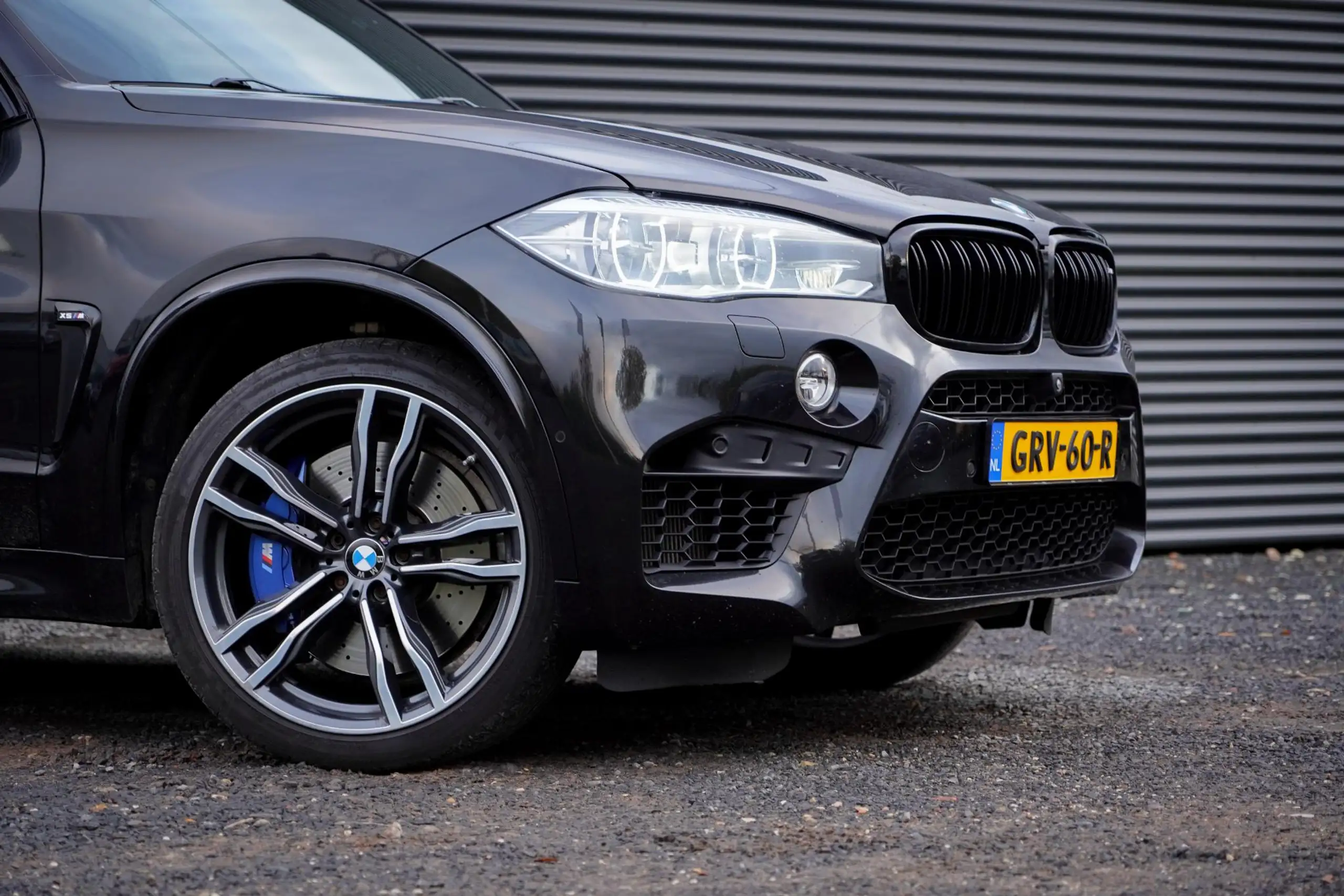 BMW - X5 M