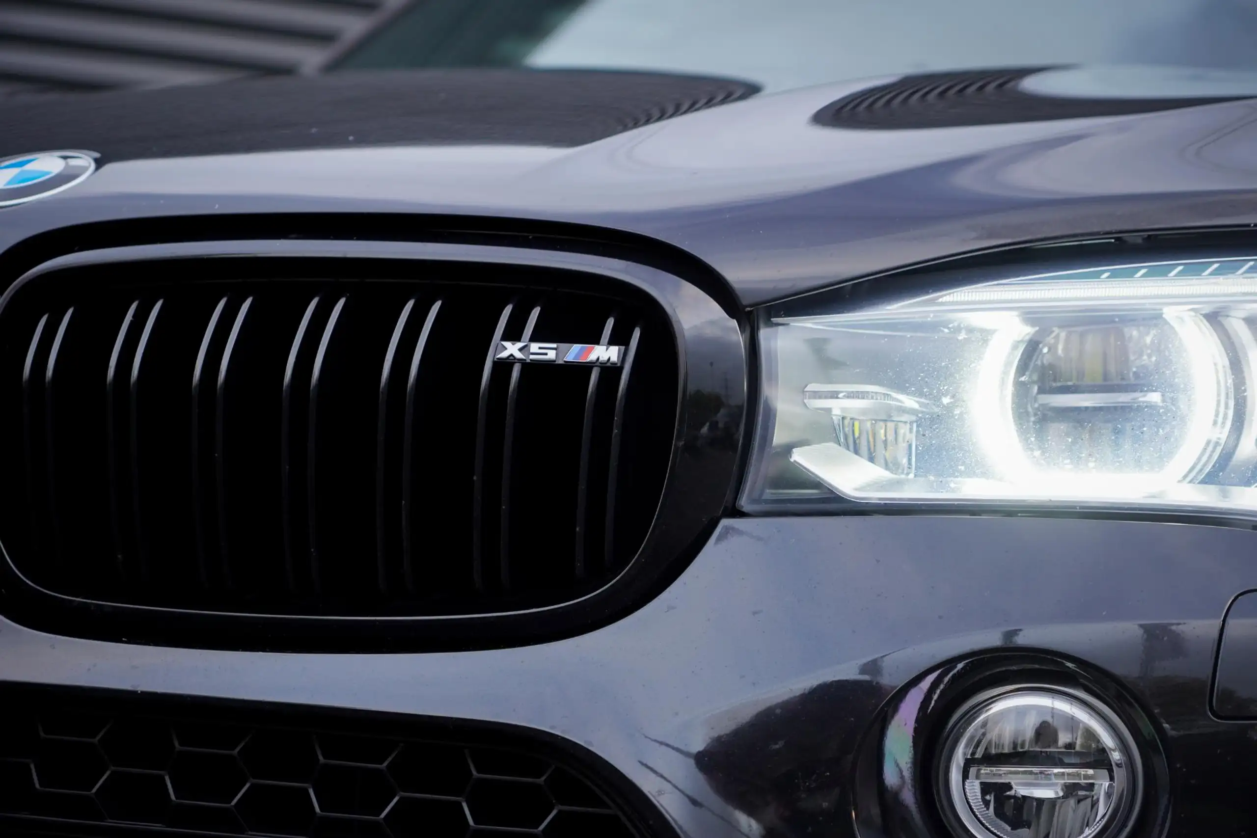 BMW - X5 M