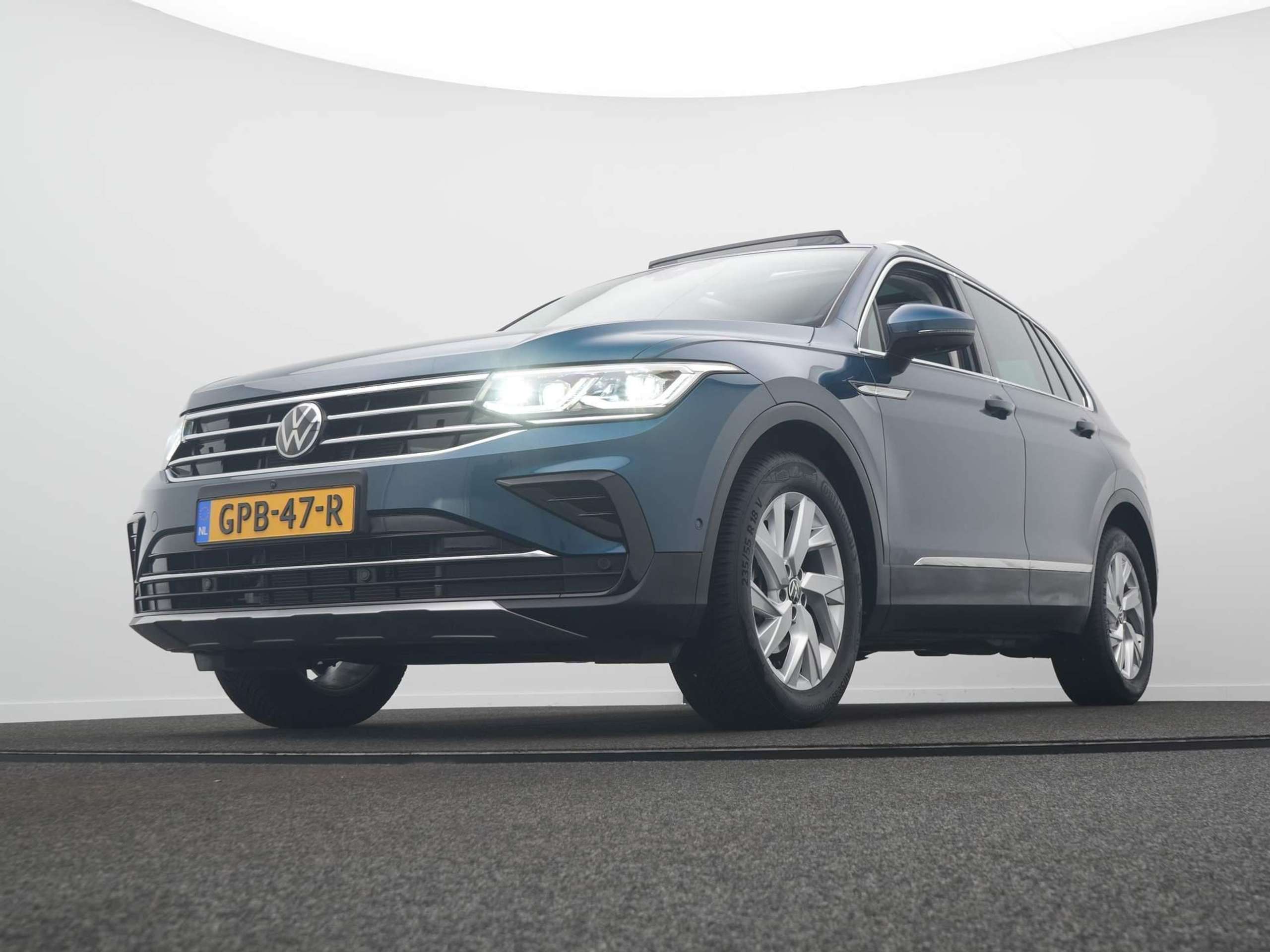 Volkswagen - Tiguan