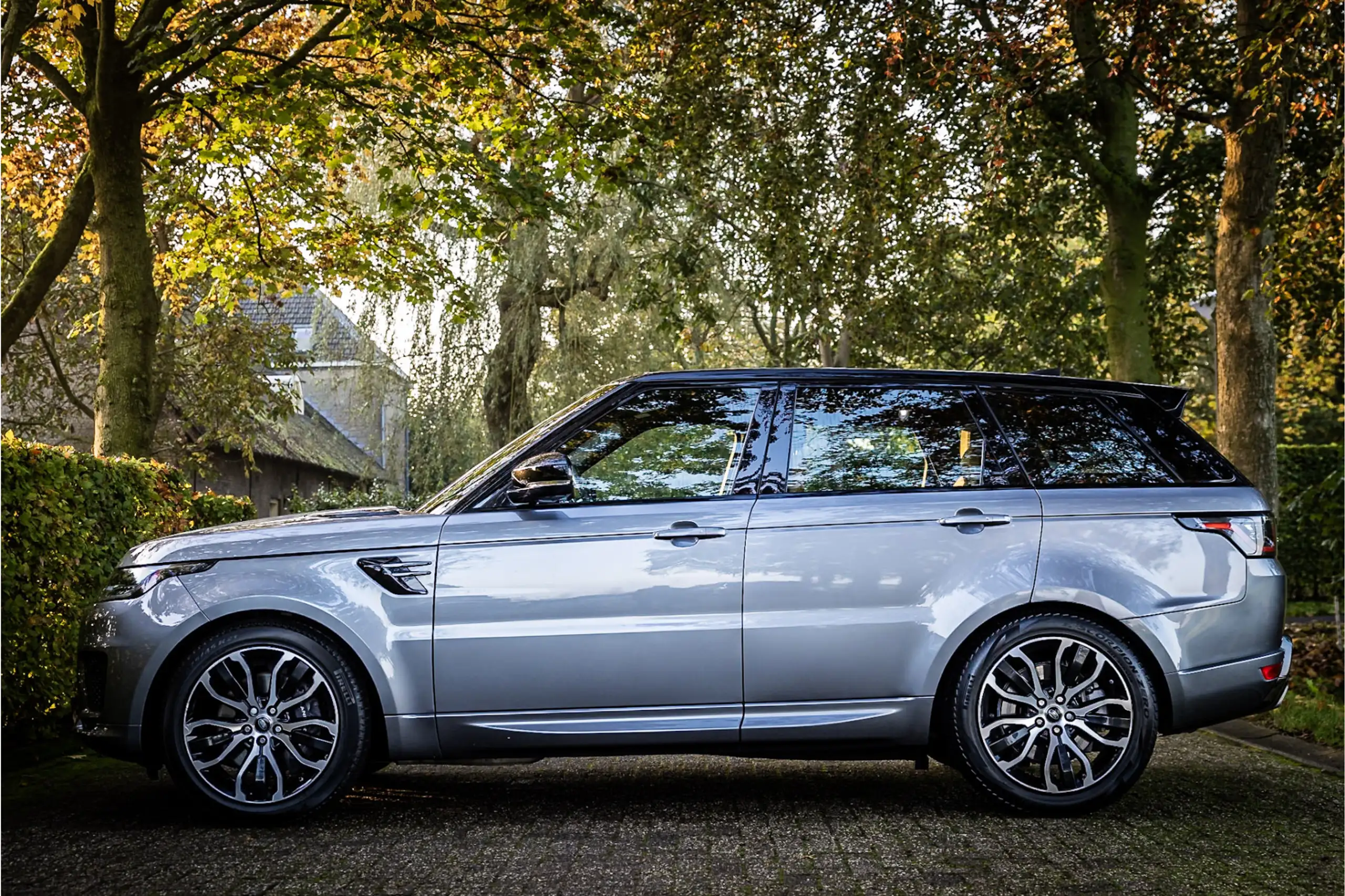 Land Rover - Range Rover Sport