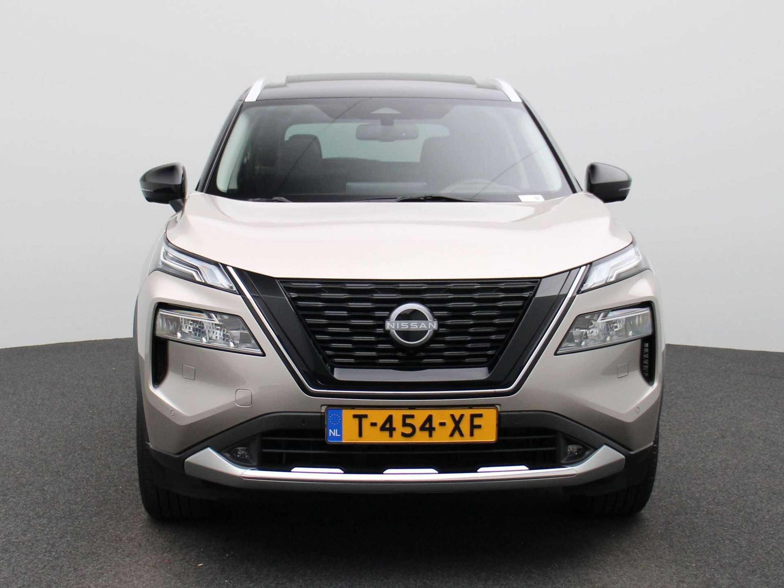 Nissan - X-Trail