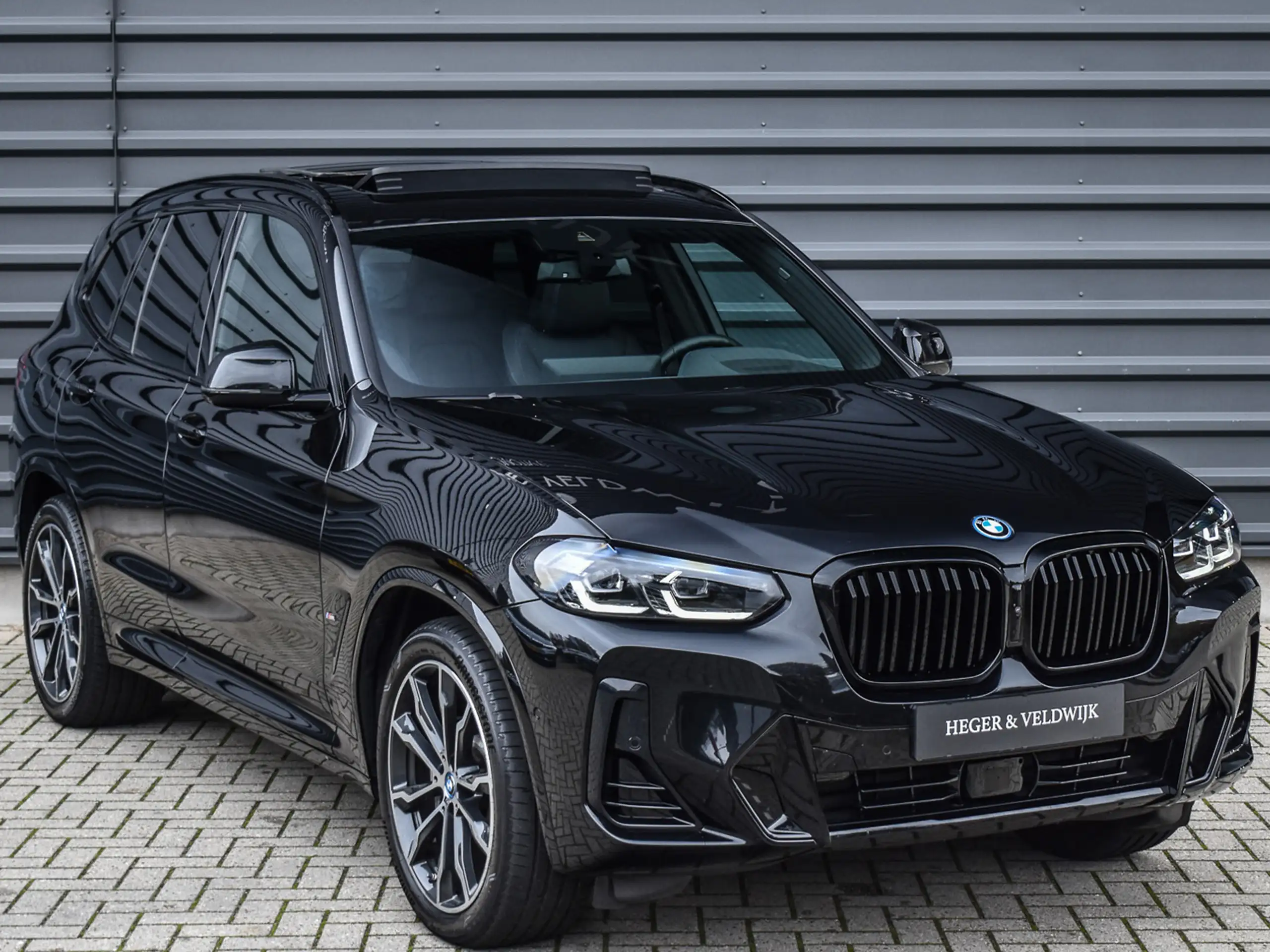 BMW - X3