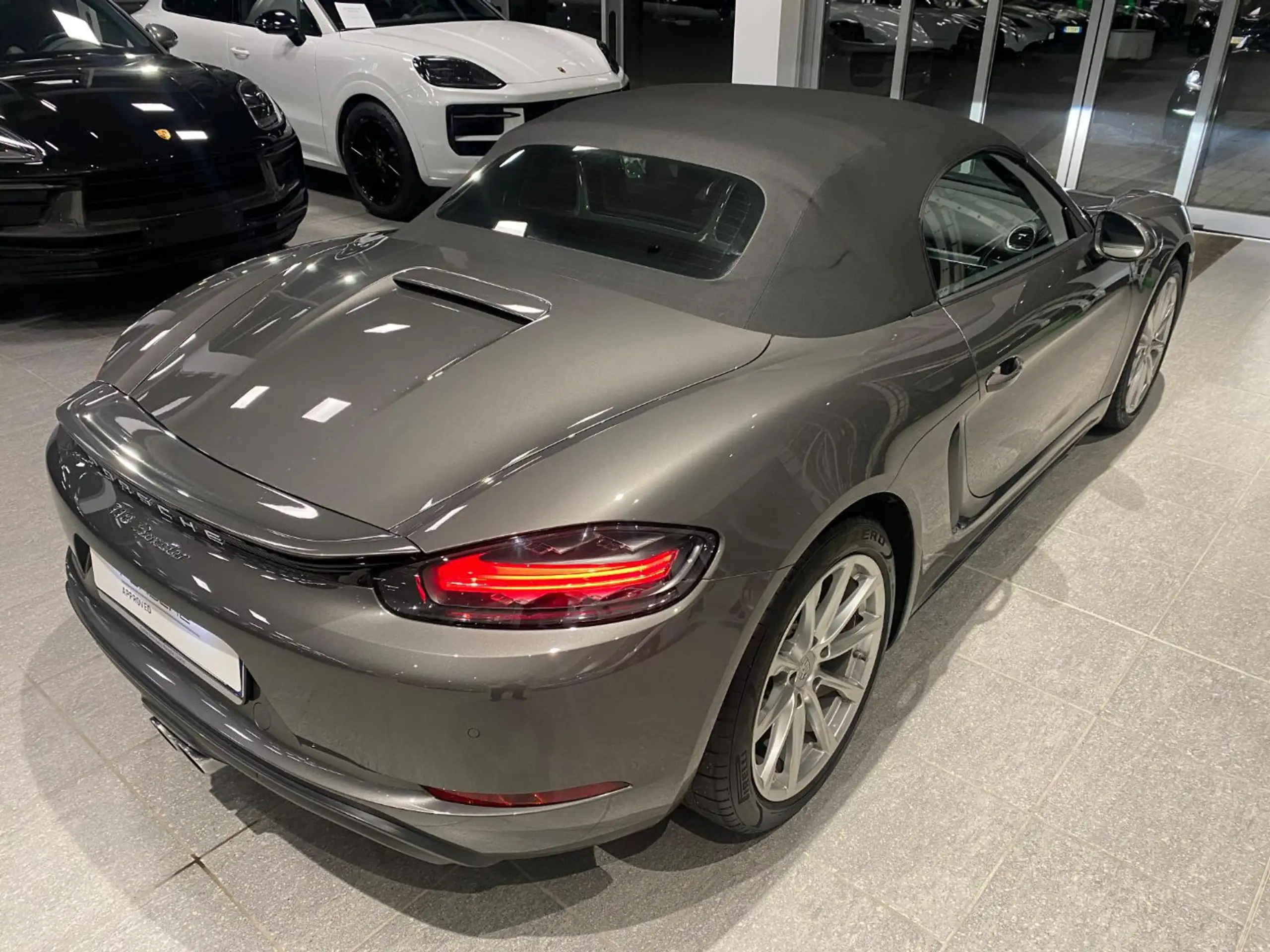 Porsche - Boxster