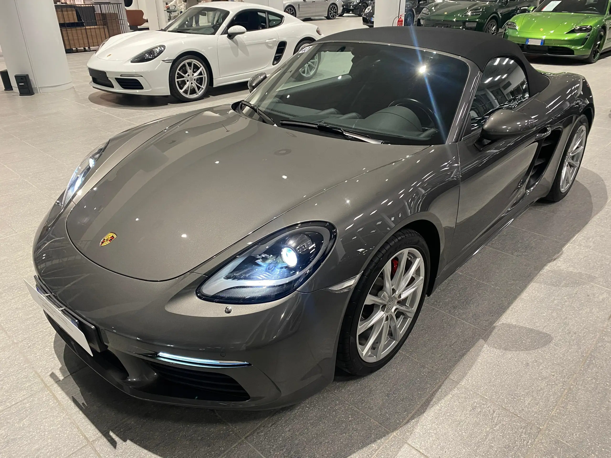 Porsche - Boxster