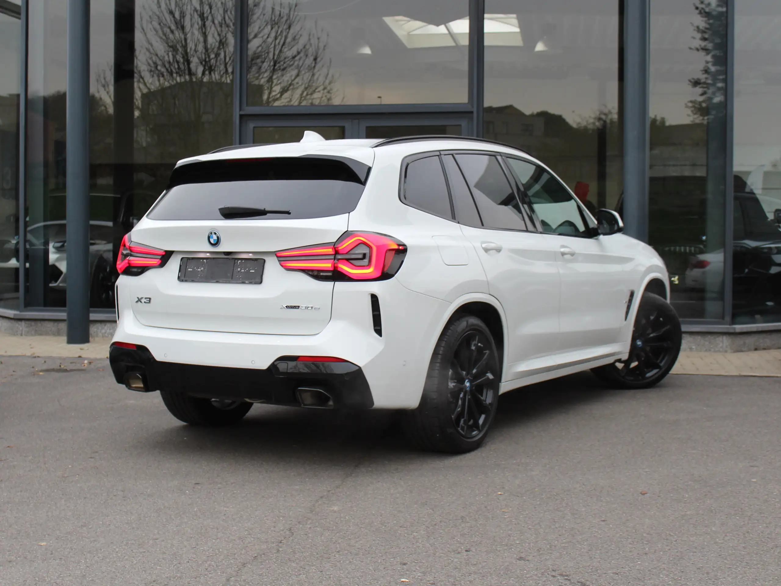 BMW - X3