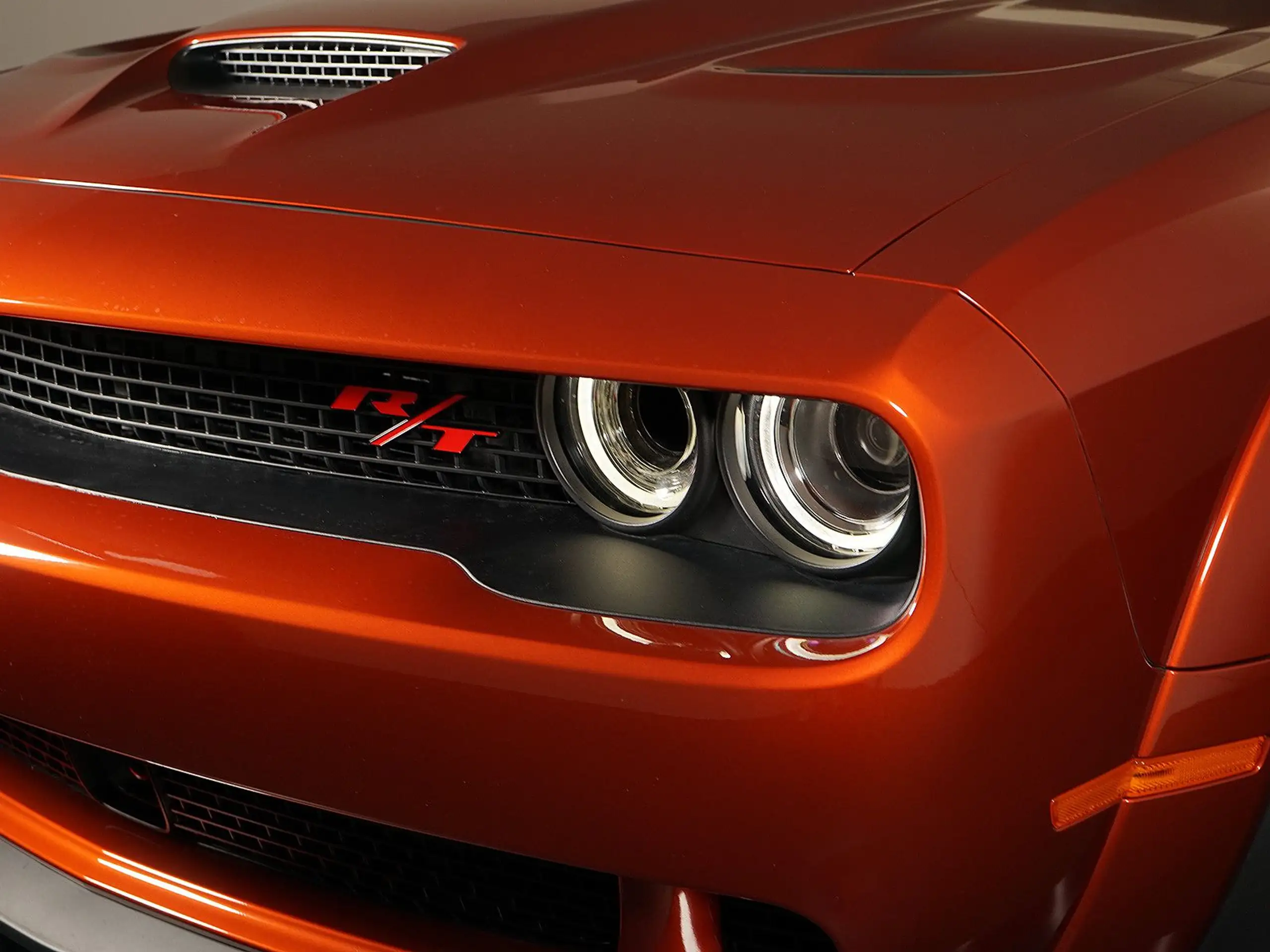 Dodge - Challenger