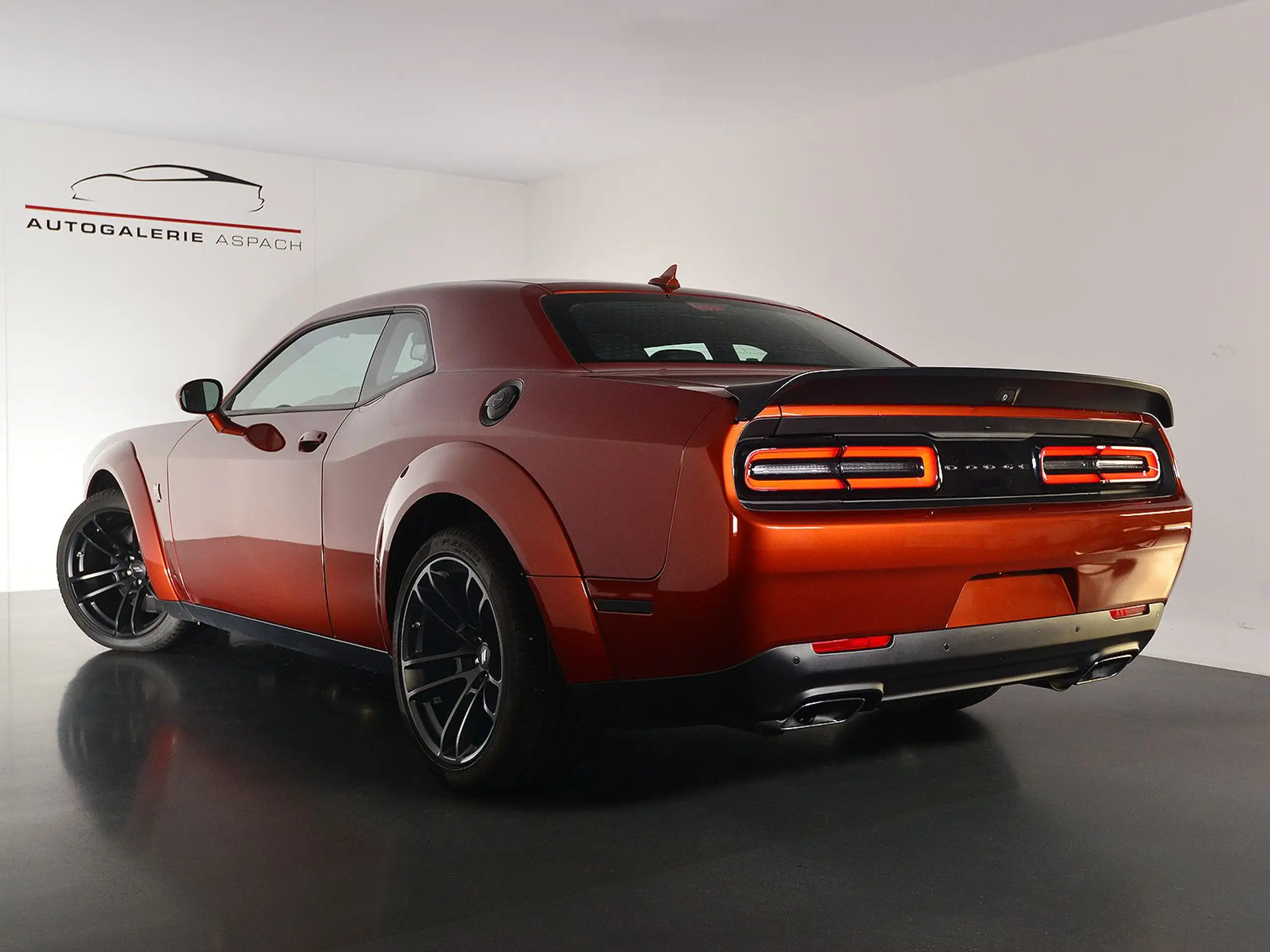 Dodge - Challenger