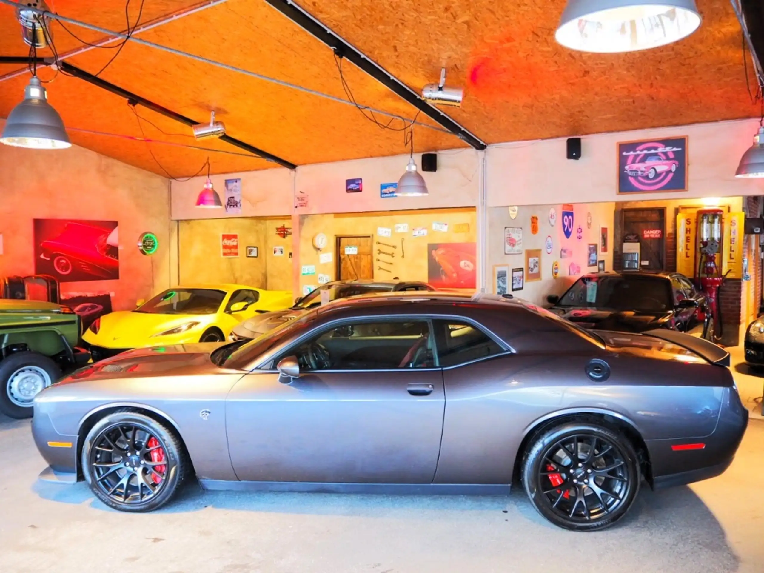 Dodge - Challenger