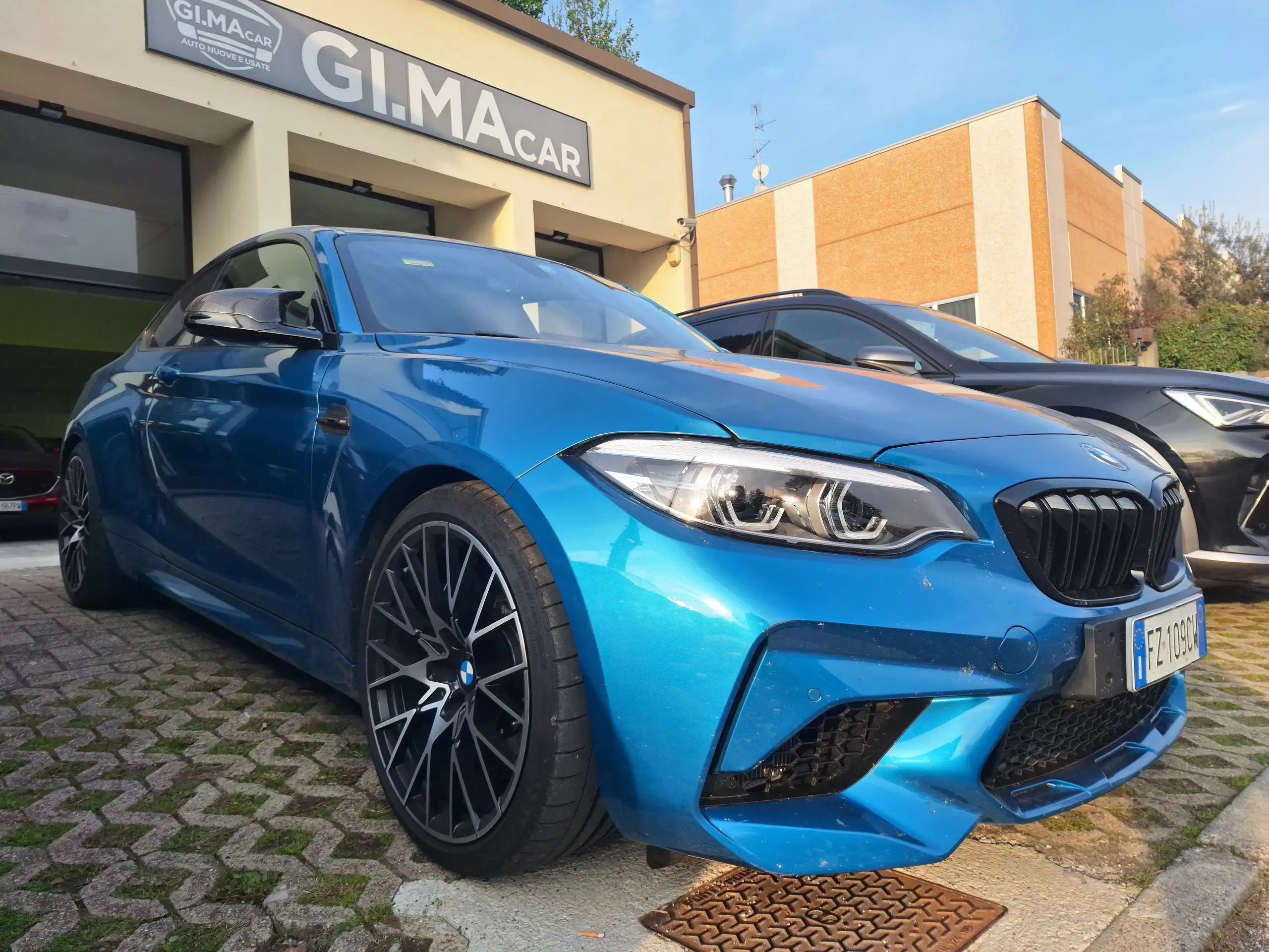 BMW - M2