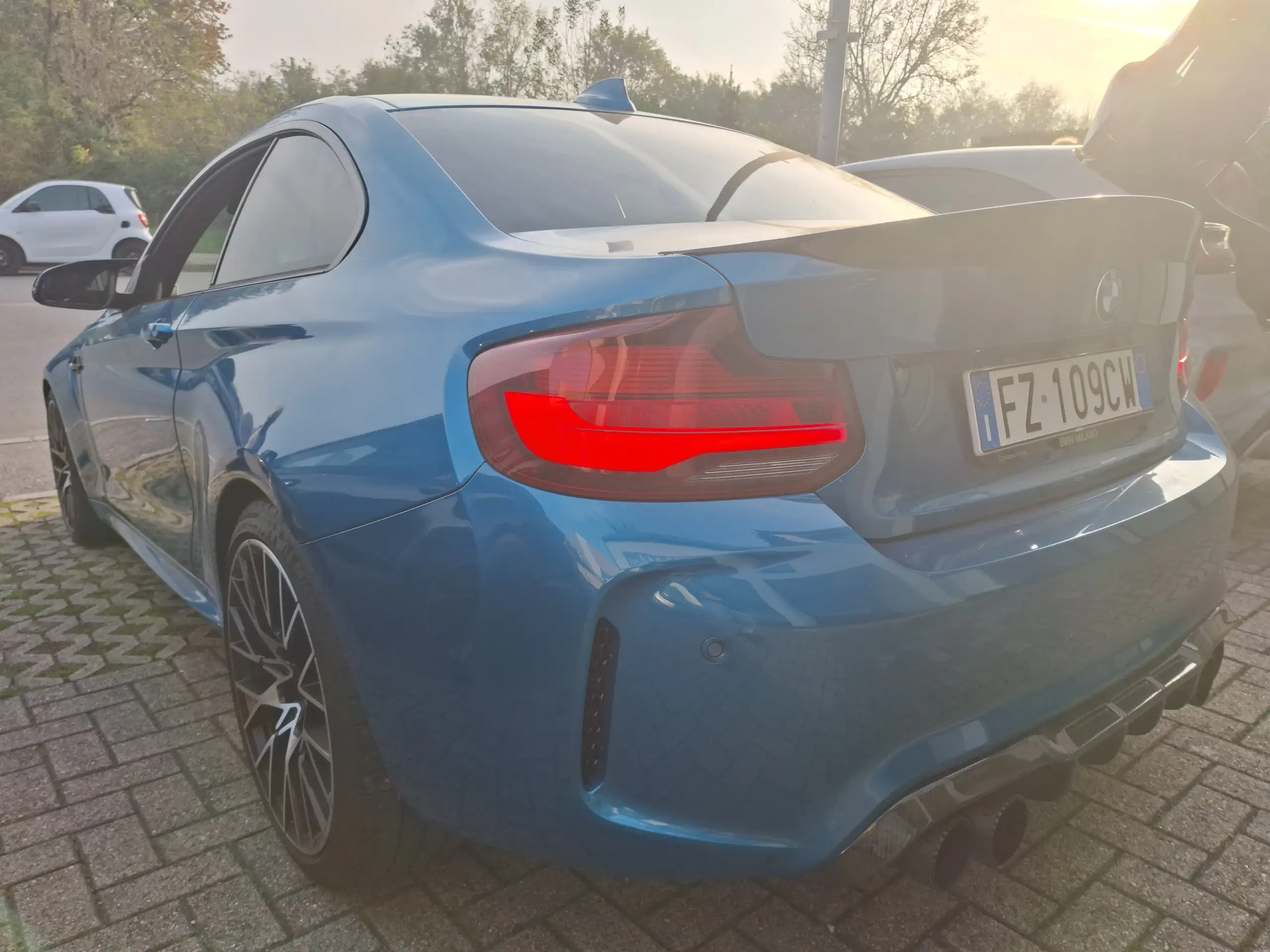 BMW - M2