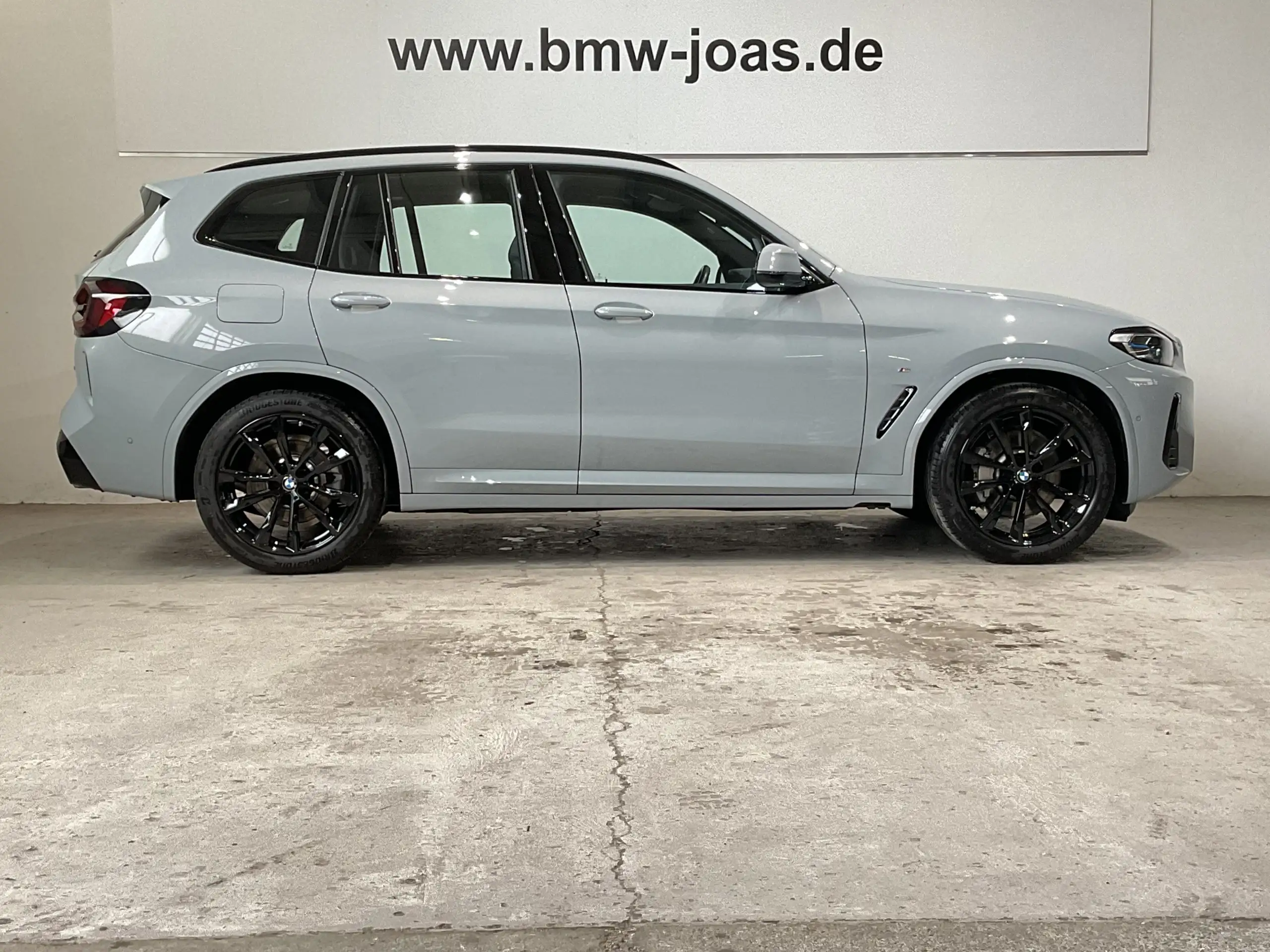 BMW - X3