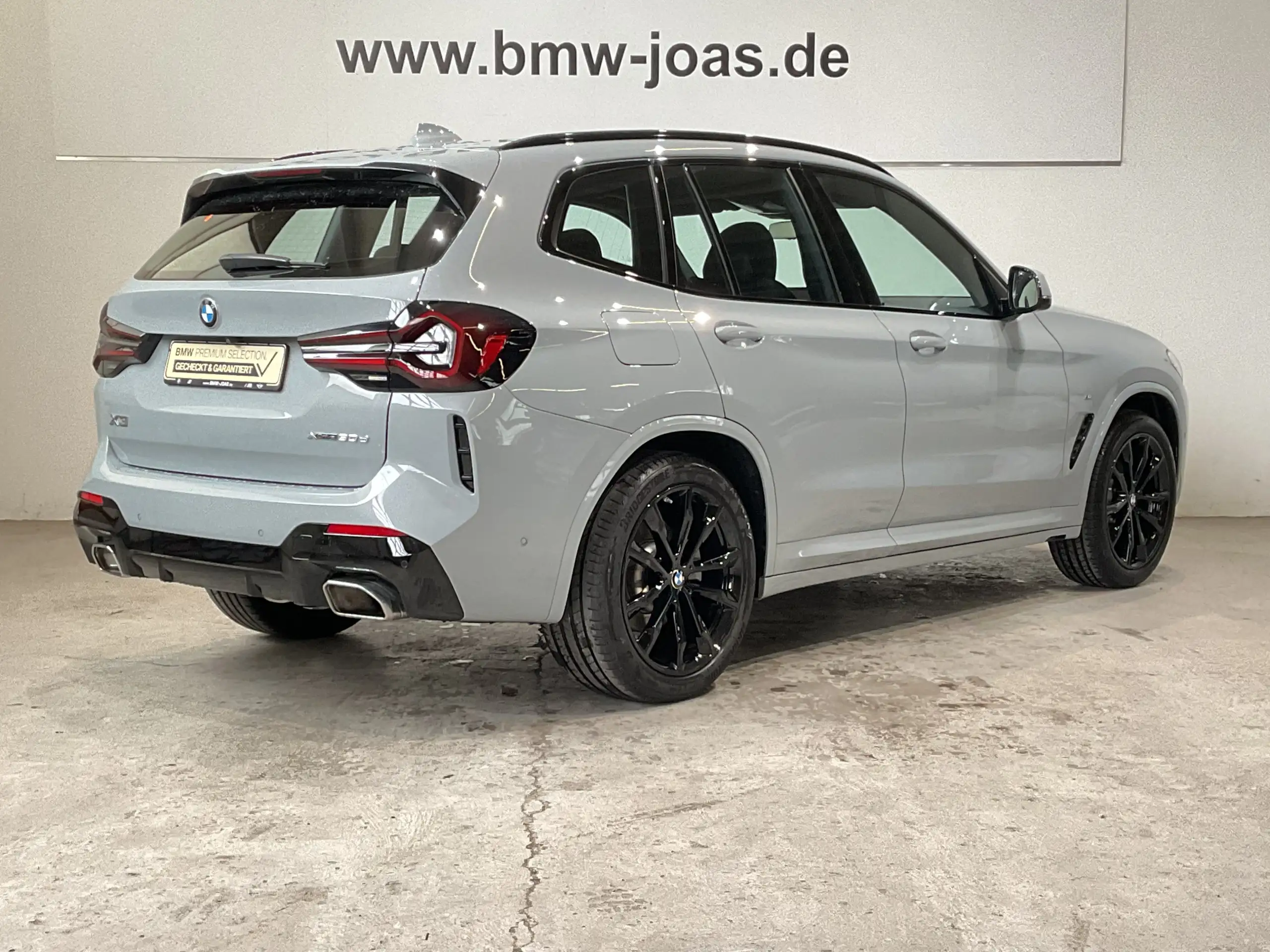 BMW - X3