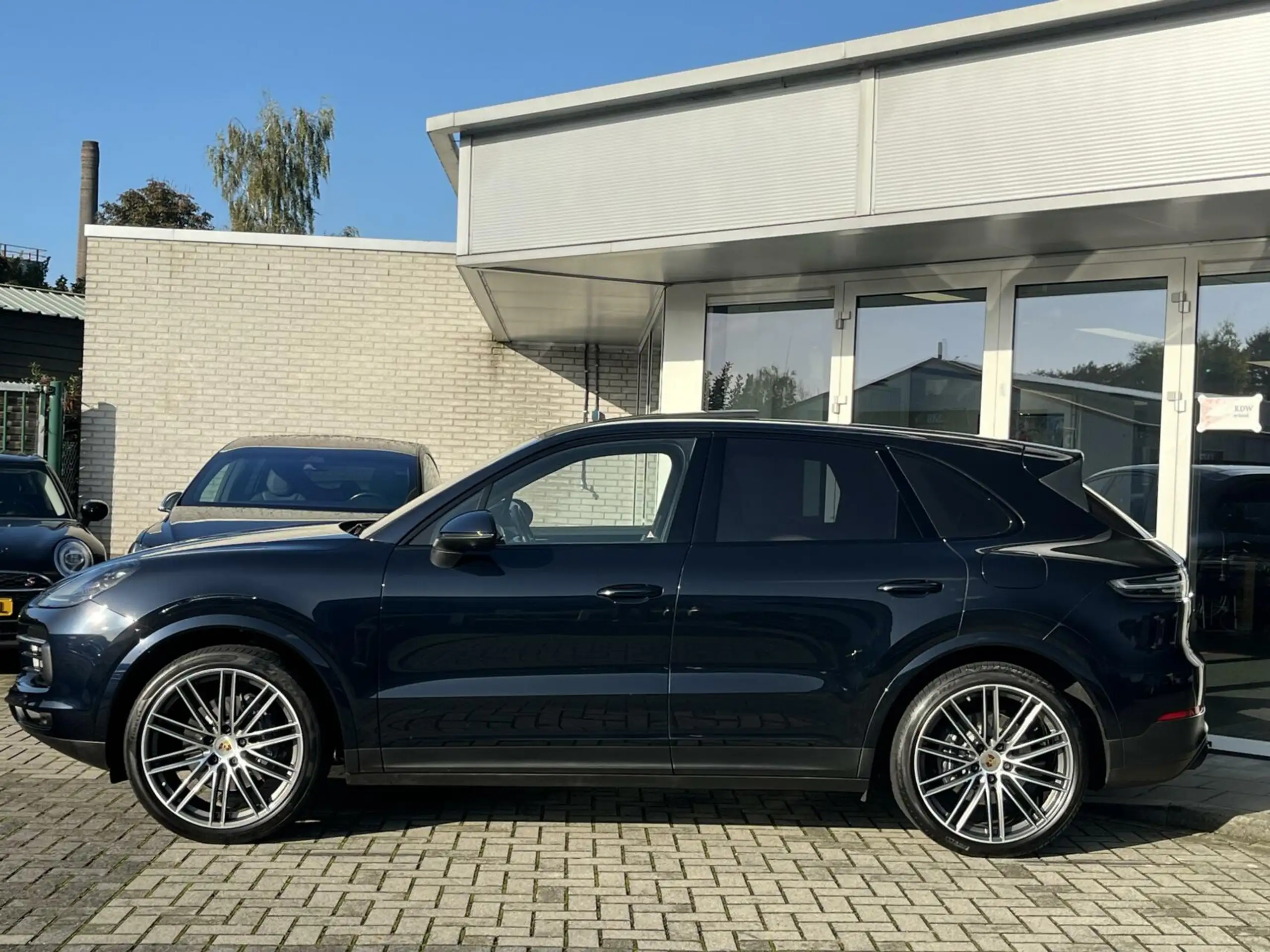 Porsche - Cayenne