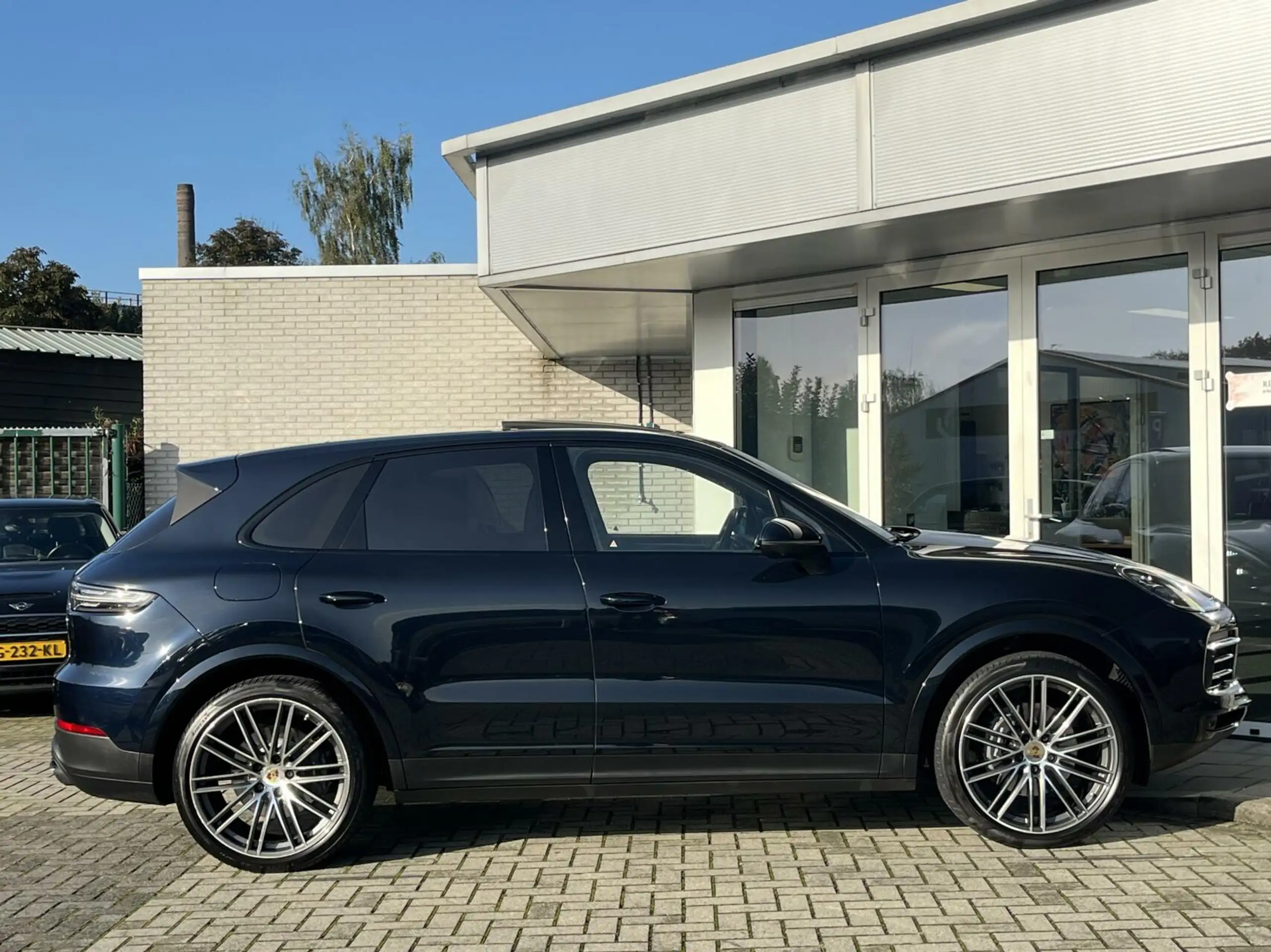 Porsche - Cayenne